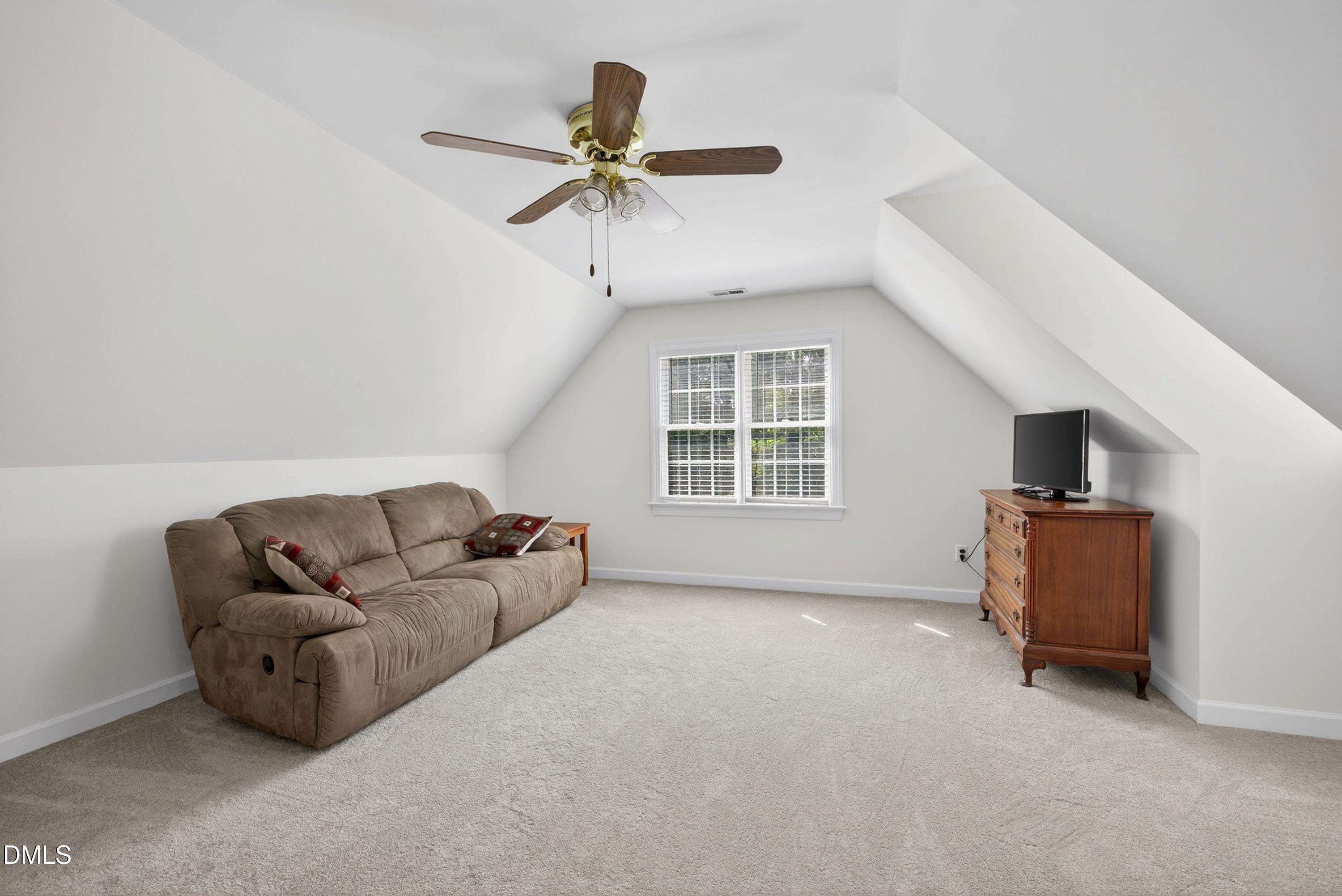 1702 Ashbark Court Property Photo 21