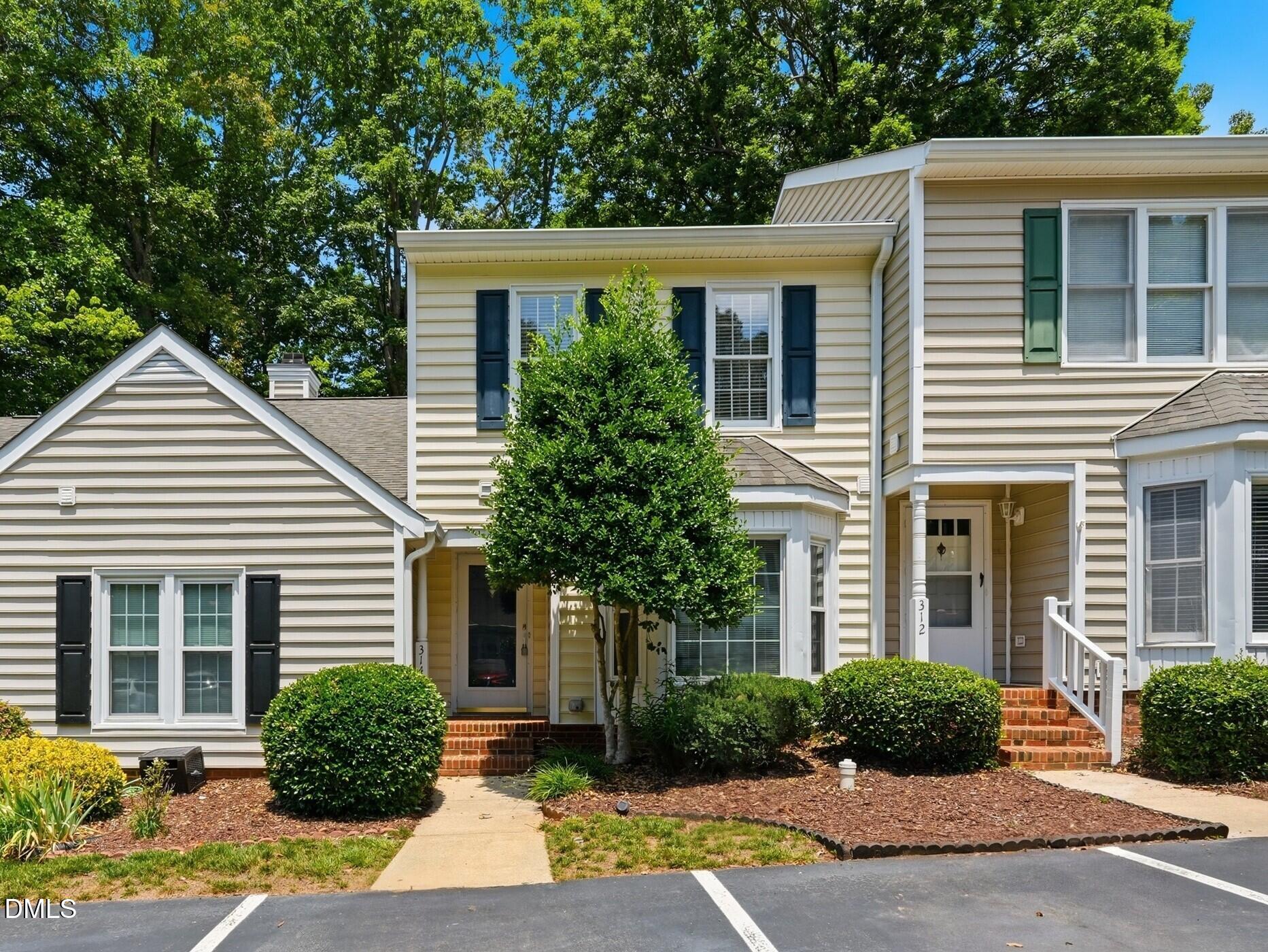 314 Riverwalk Circle Property Photo 1