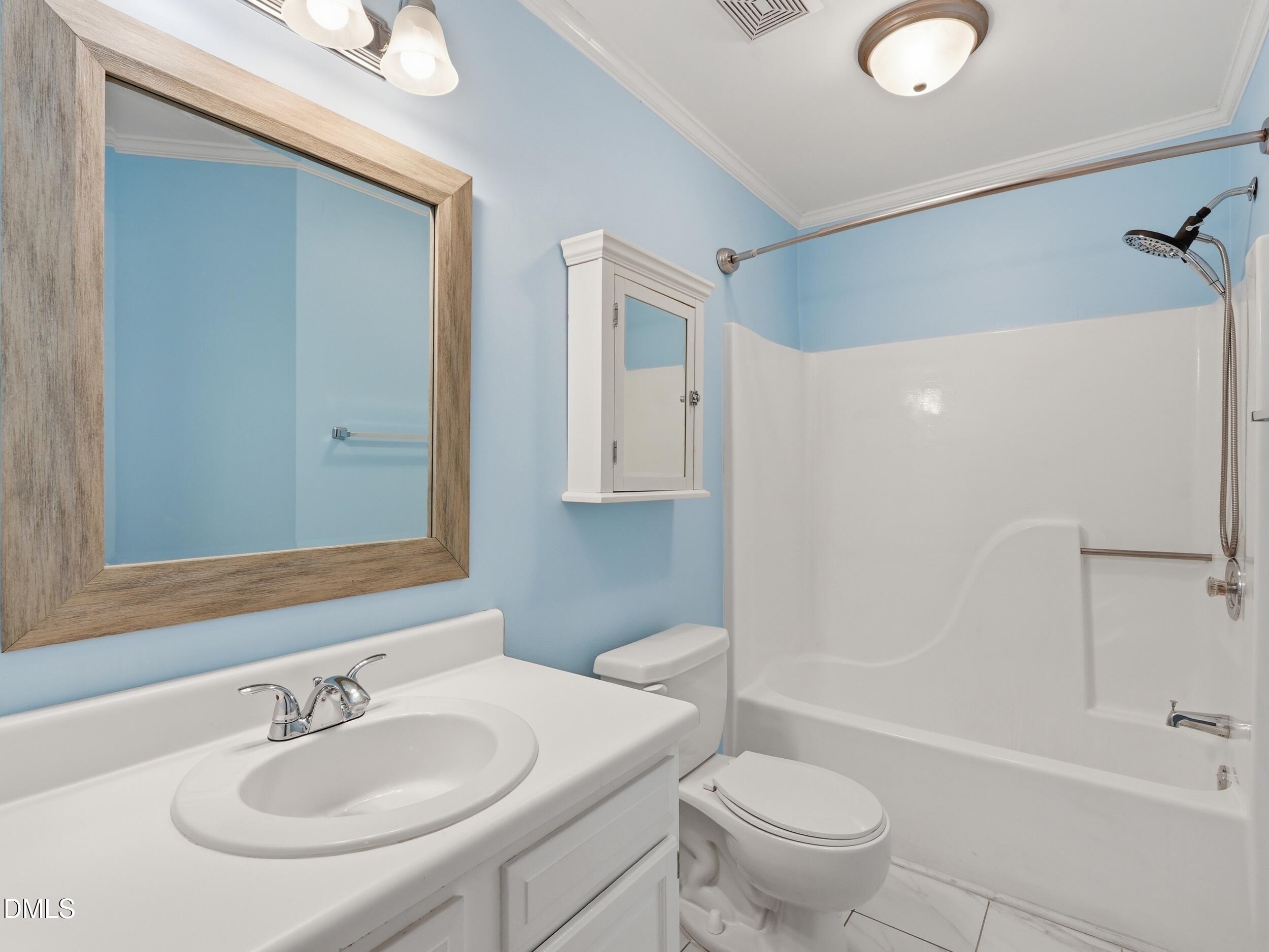 314 Riverwalk Circle Property Photo 6