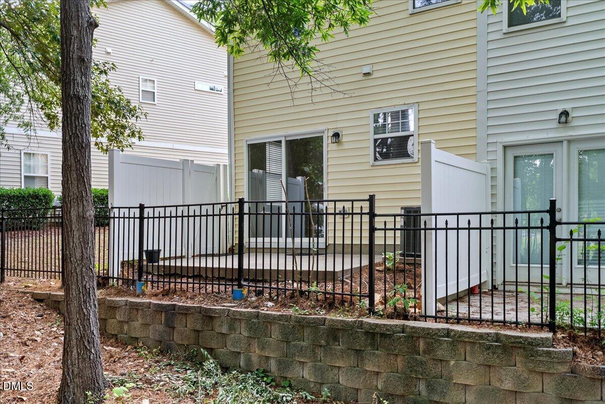 513 Elm Avenue Property Photo 3