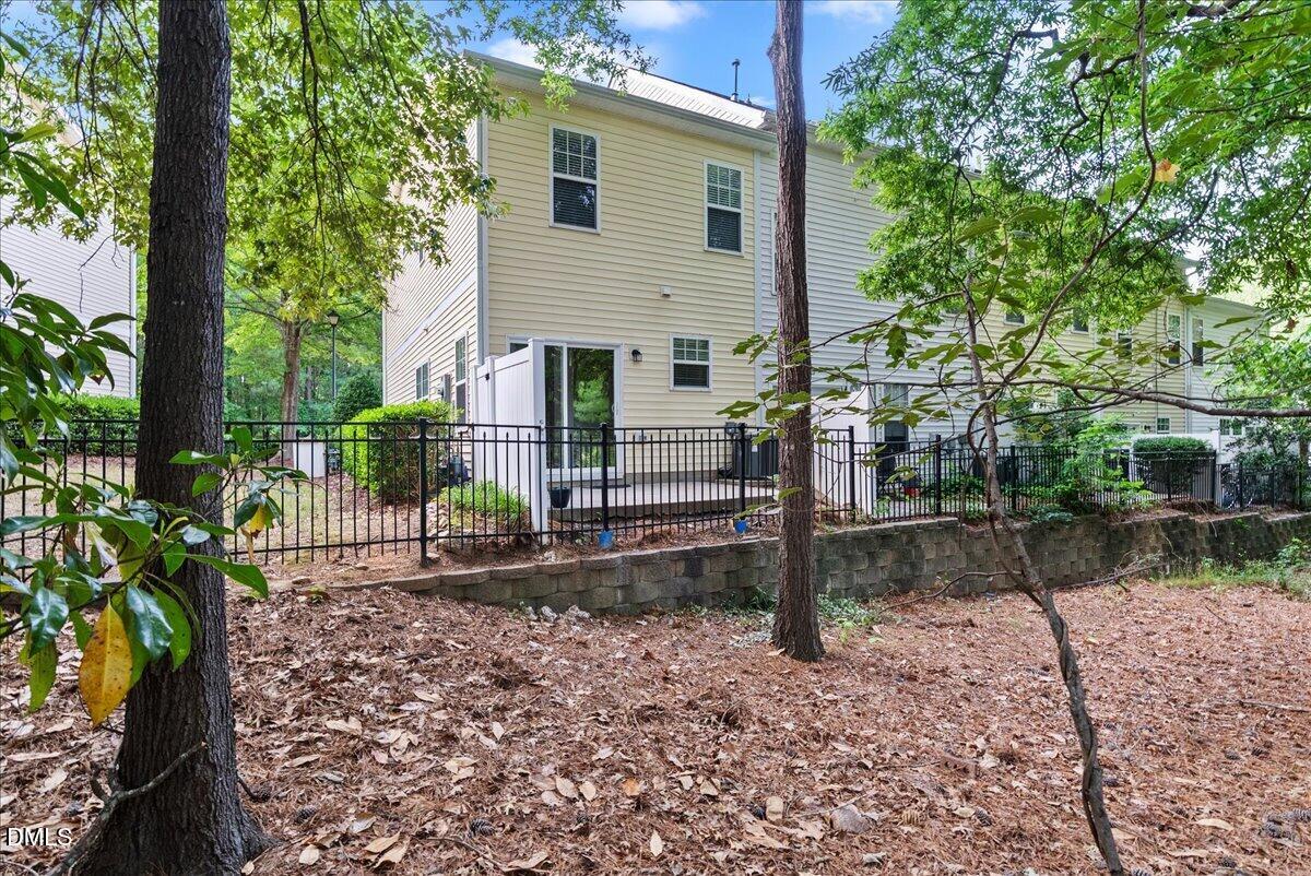 513 Elm Avenue Property Photo 29