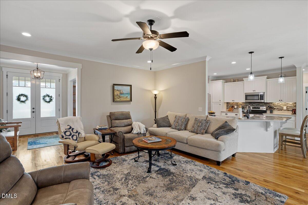 21 Home Run Alley Property Photo 11