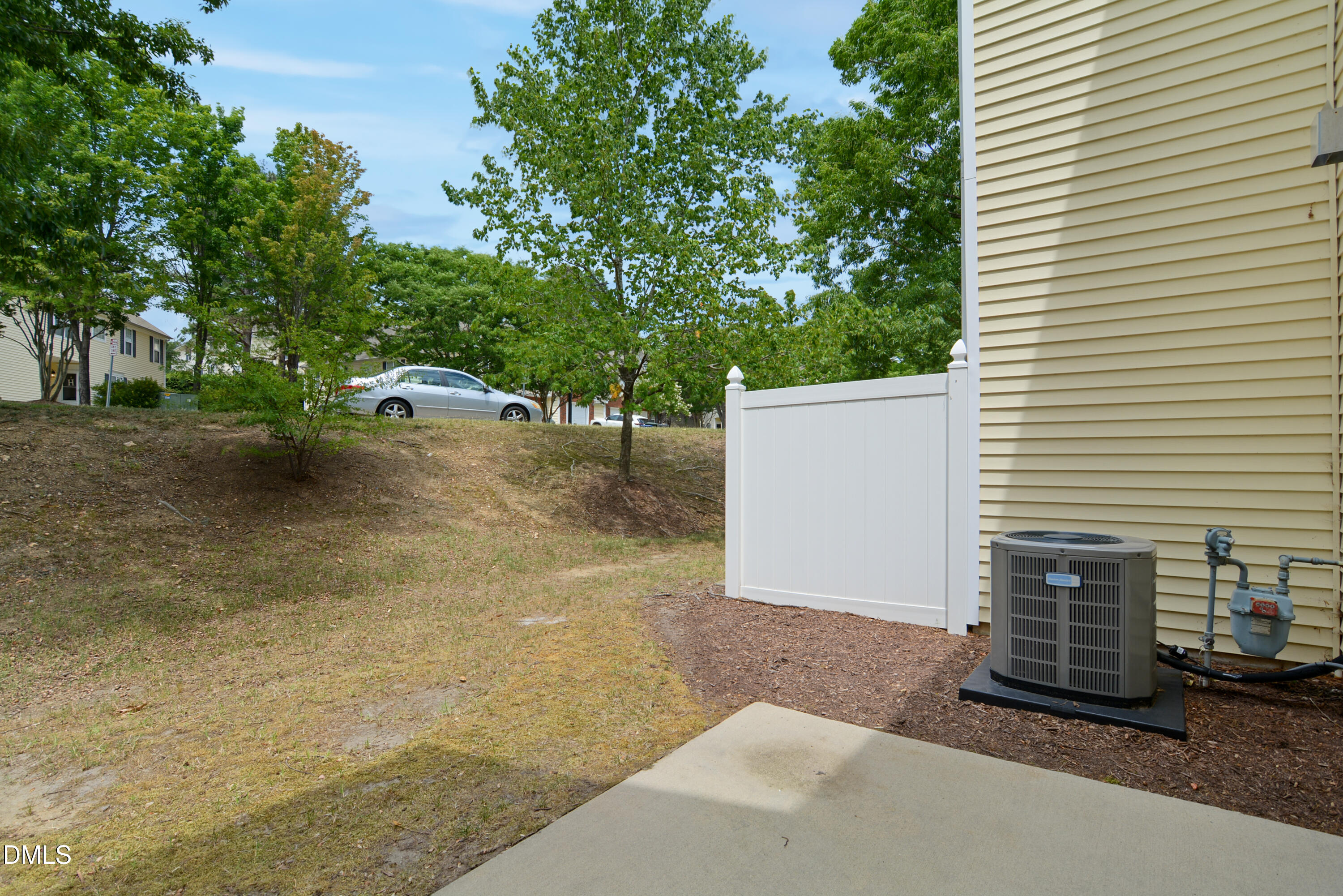 2623 Forest Shadows Lane Property Photo 17