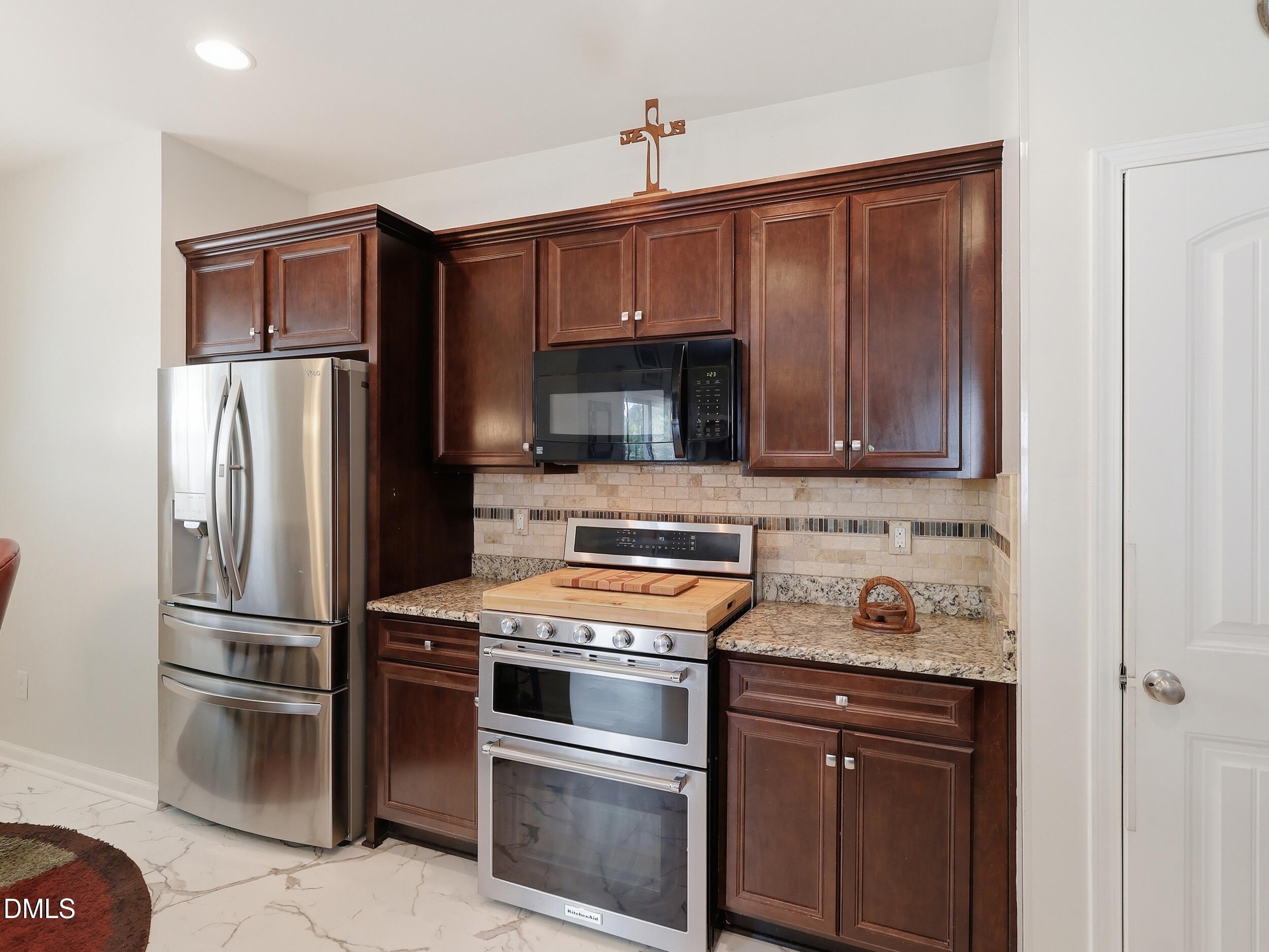 5215 Cardinal Grove Boulevard Property Photo 8