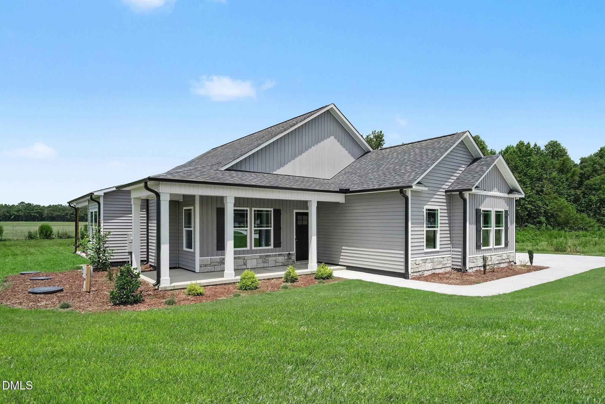 213 Tuscany Circle (lot 177) Property Photo 2