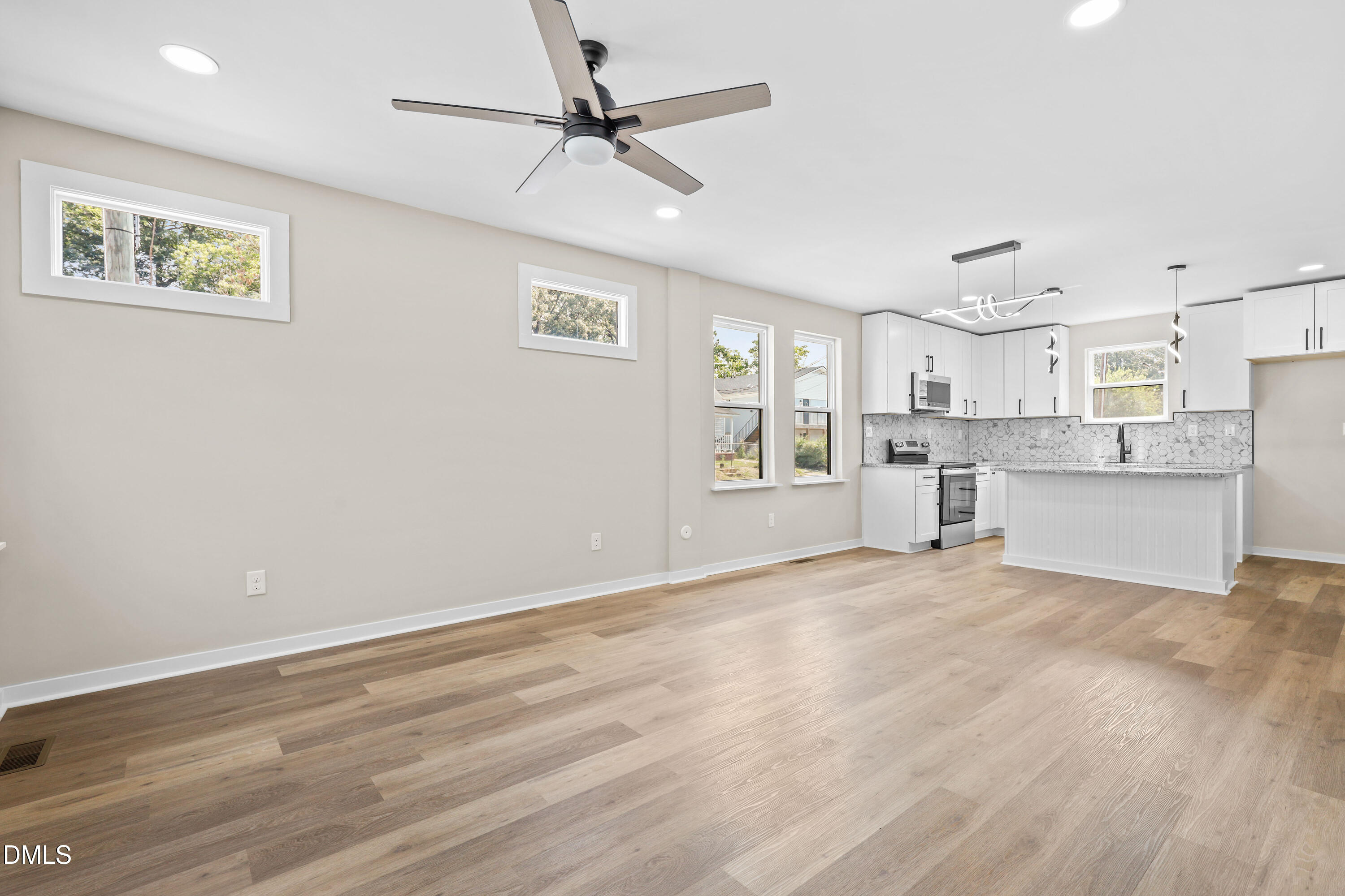 616 Belt Street Property Photo 3