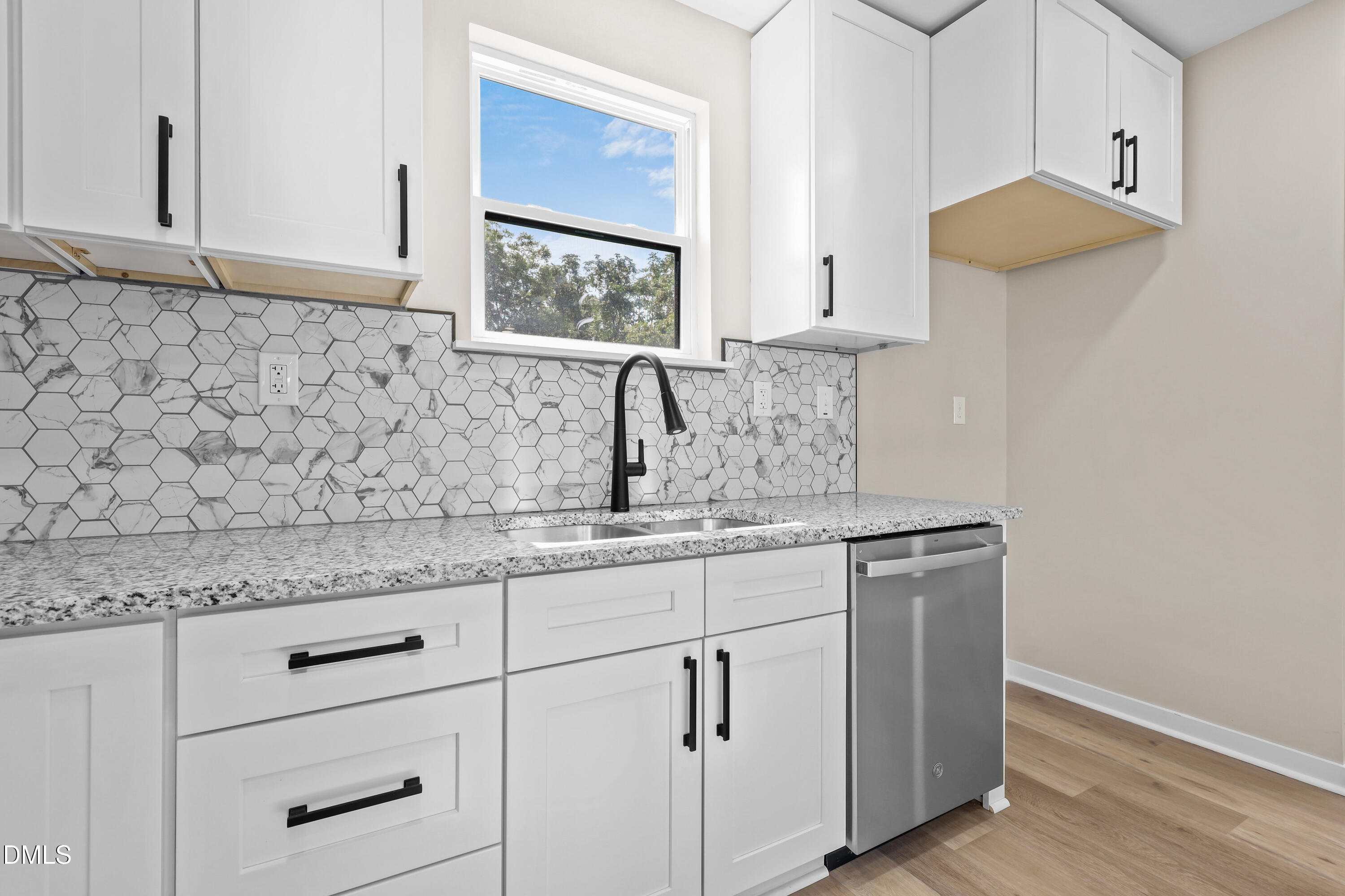 616 Belt Street Property Photo 10