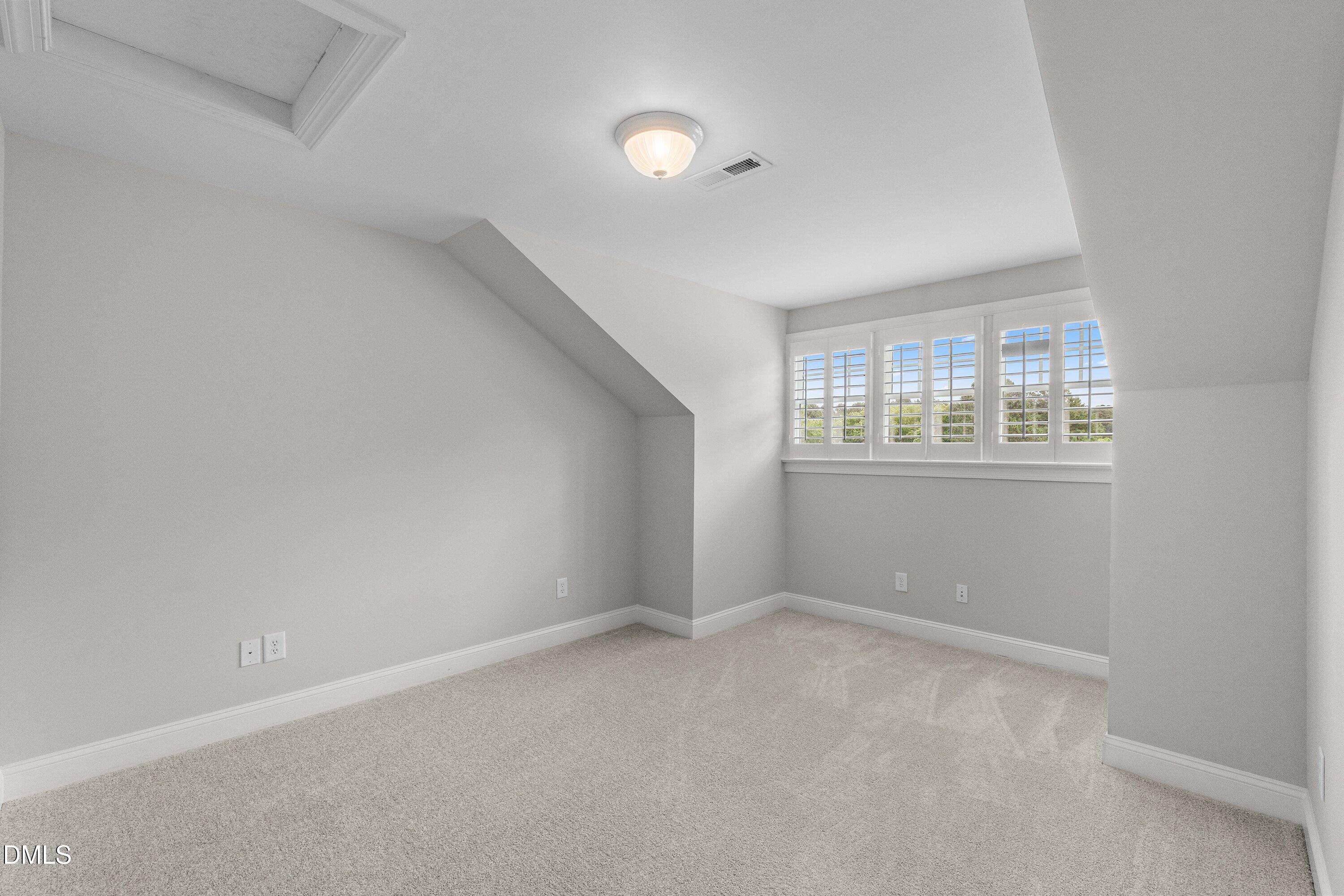 1224 Sky Hill Place Property Photo 34