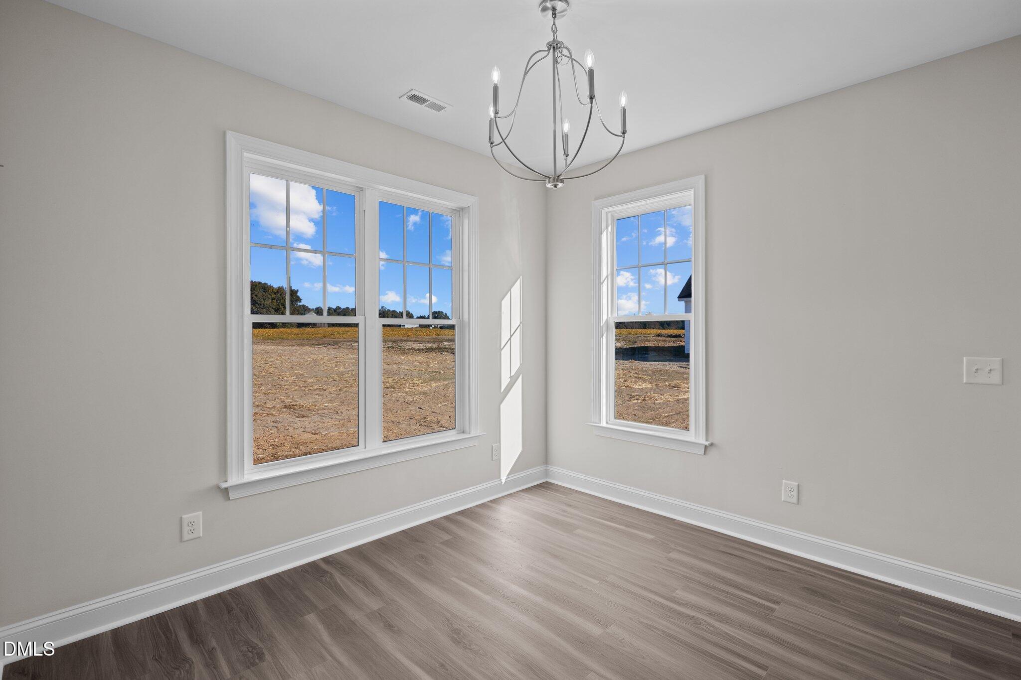 5010 Stone Crk Drive Property Photo 8