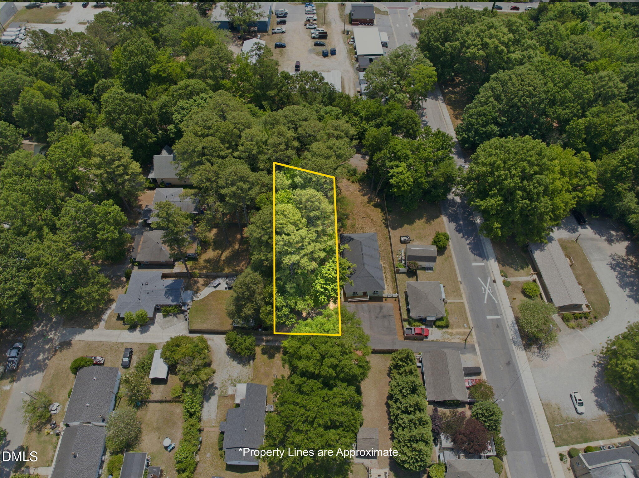 620 Railroad Street Property Photo 3
