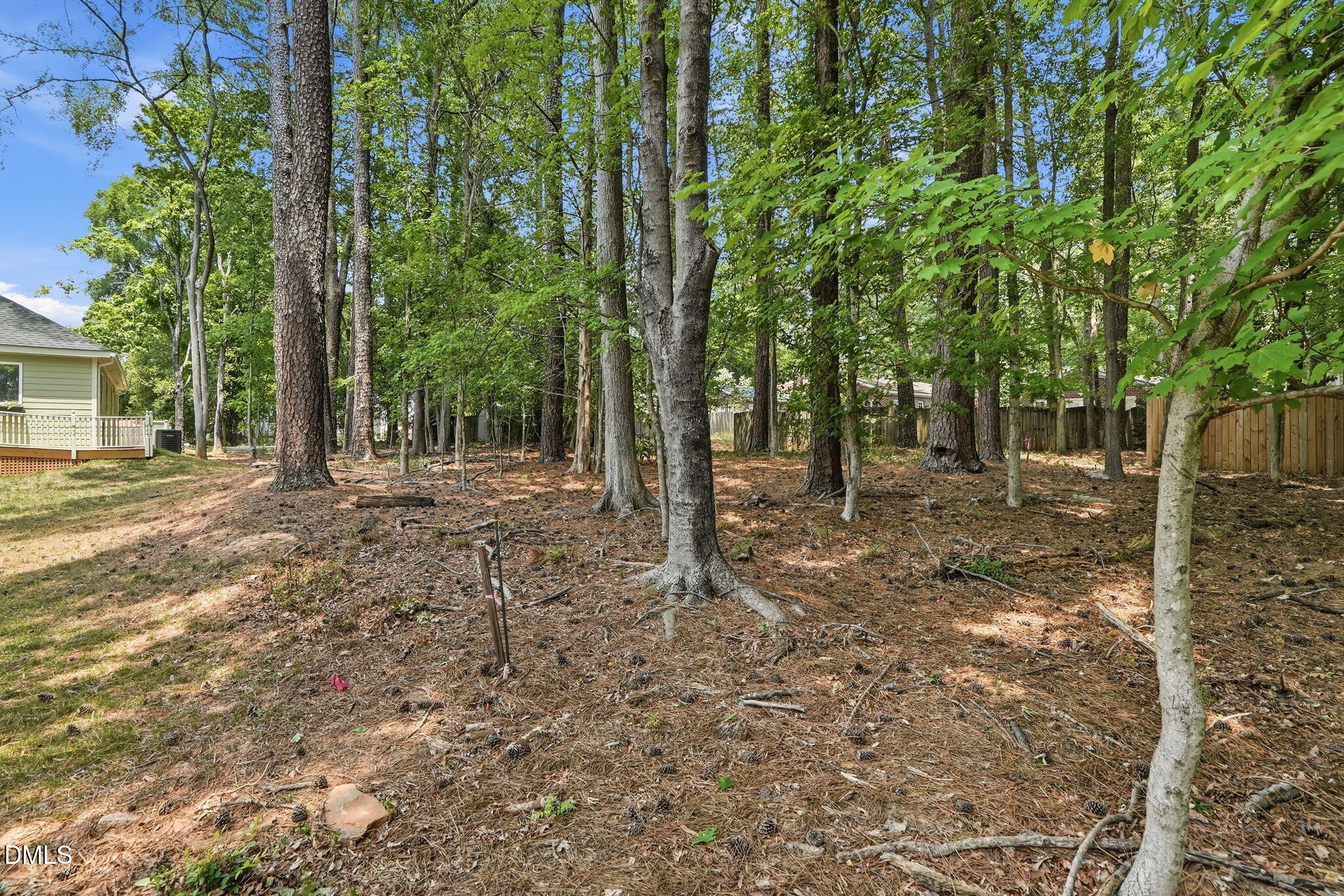 620 Railroad Street Property Photo 12