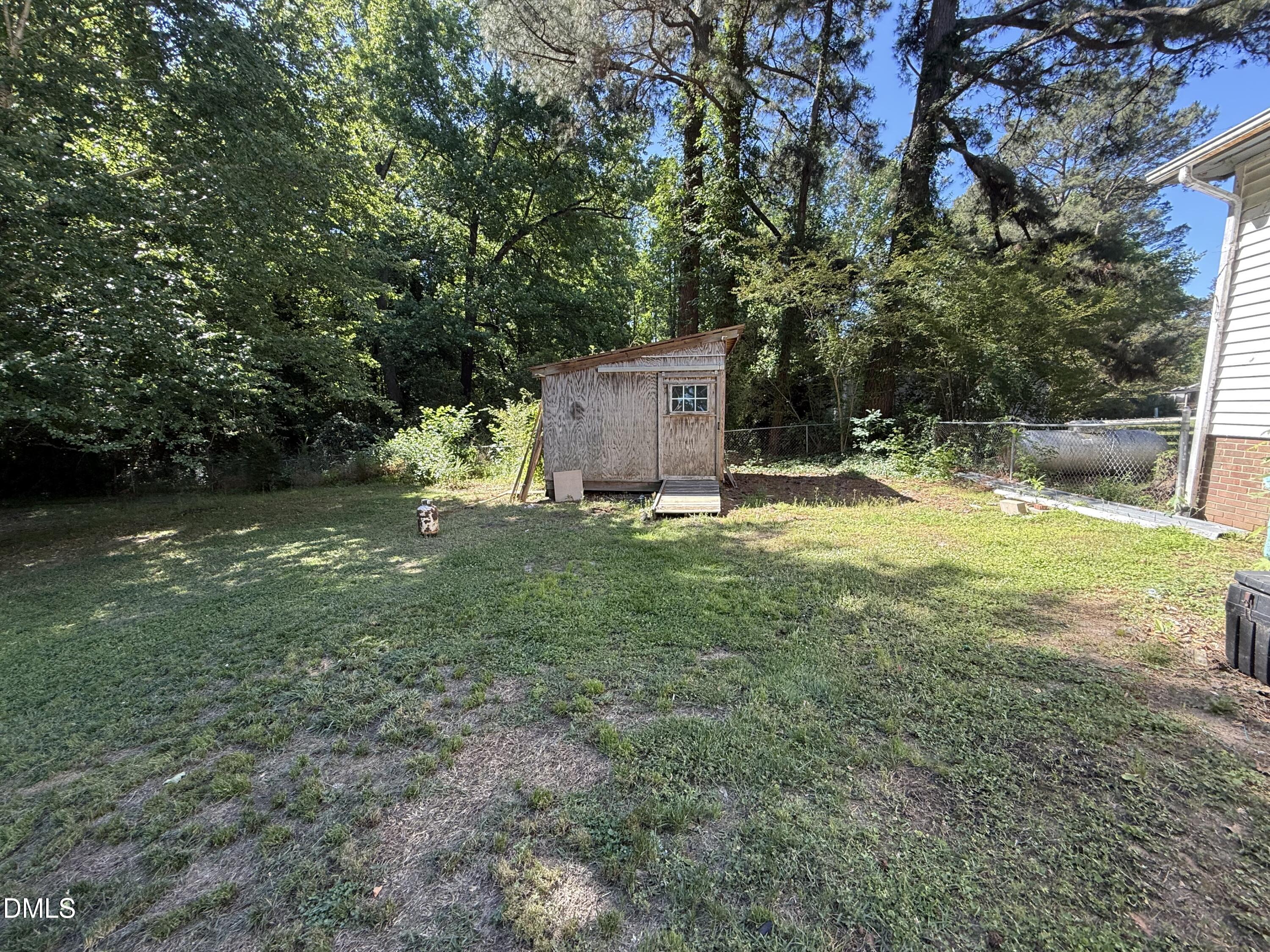 302 N Gaylee Lake Drive Property Photo 11