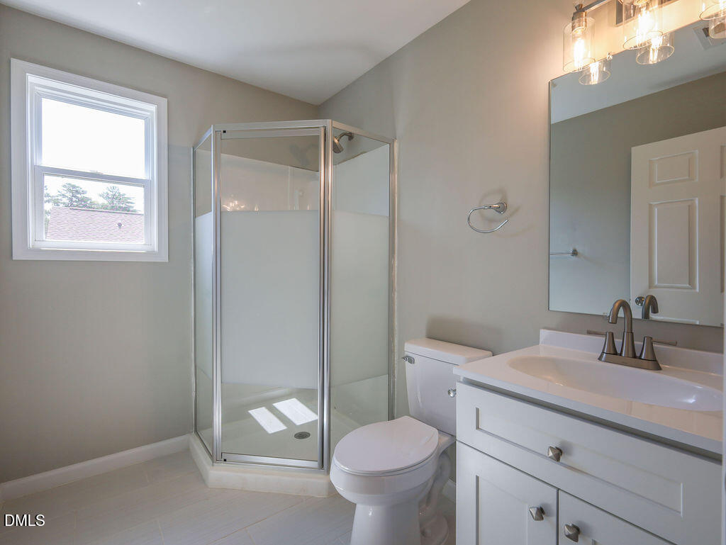 255 Erwin Road A Property Photo 16