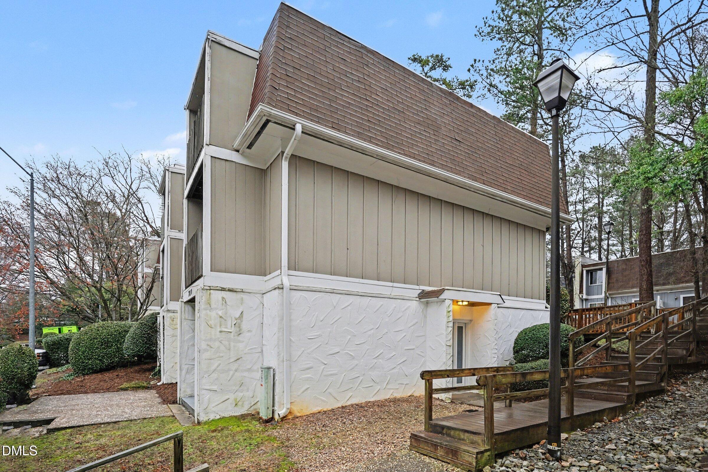 7010 Longstreet Drive C Property Photo 18