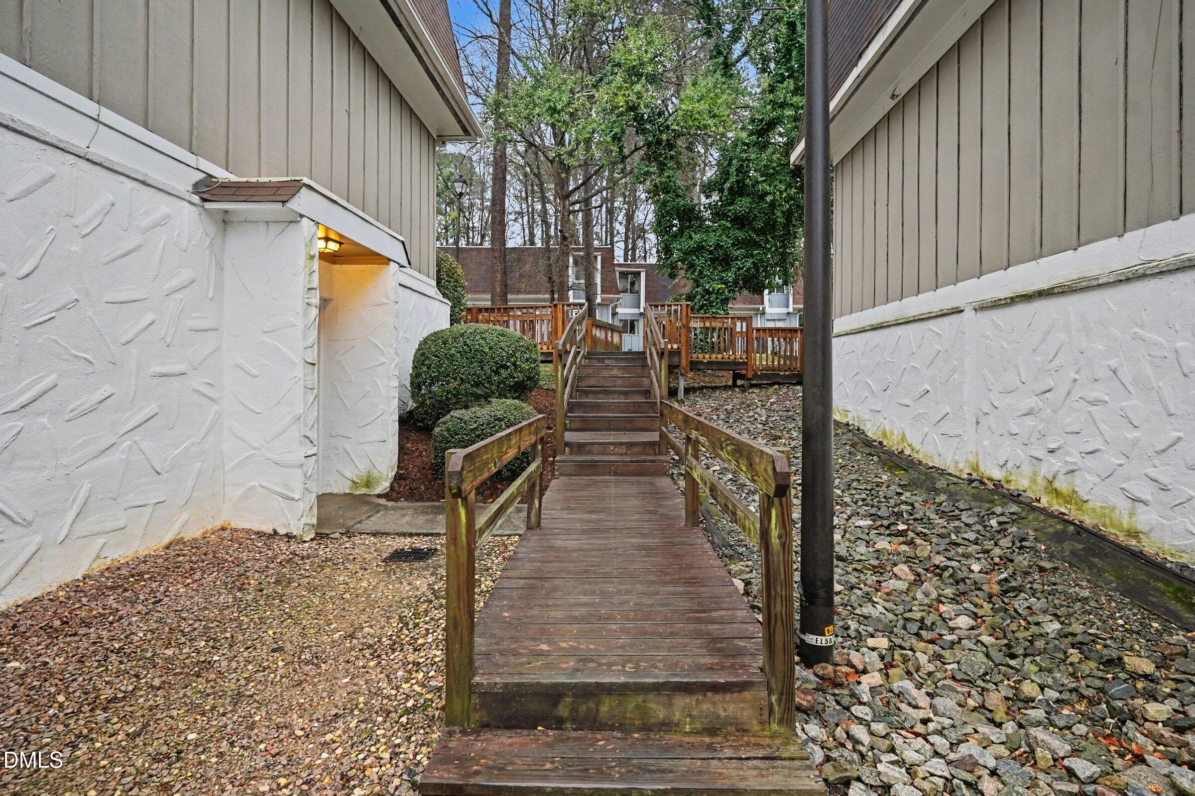 7010 Longstreet Drive C Property Photo 35