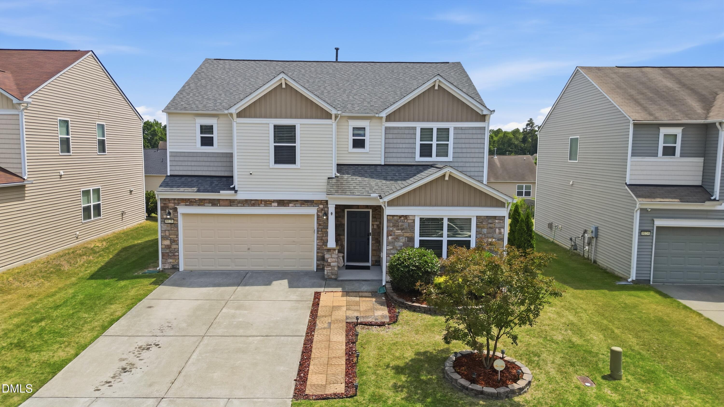8128 Hovingham Way Property Photo 1