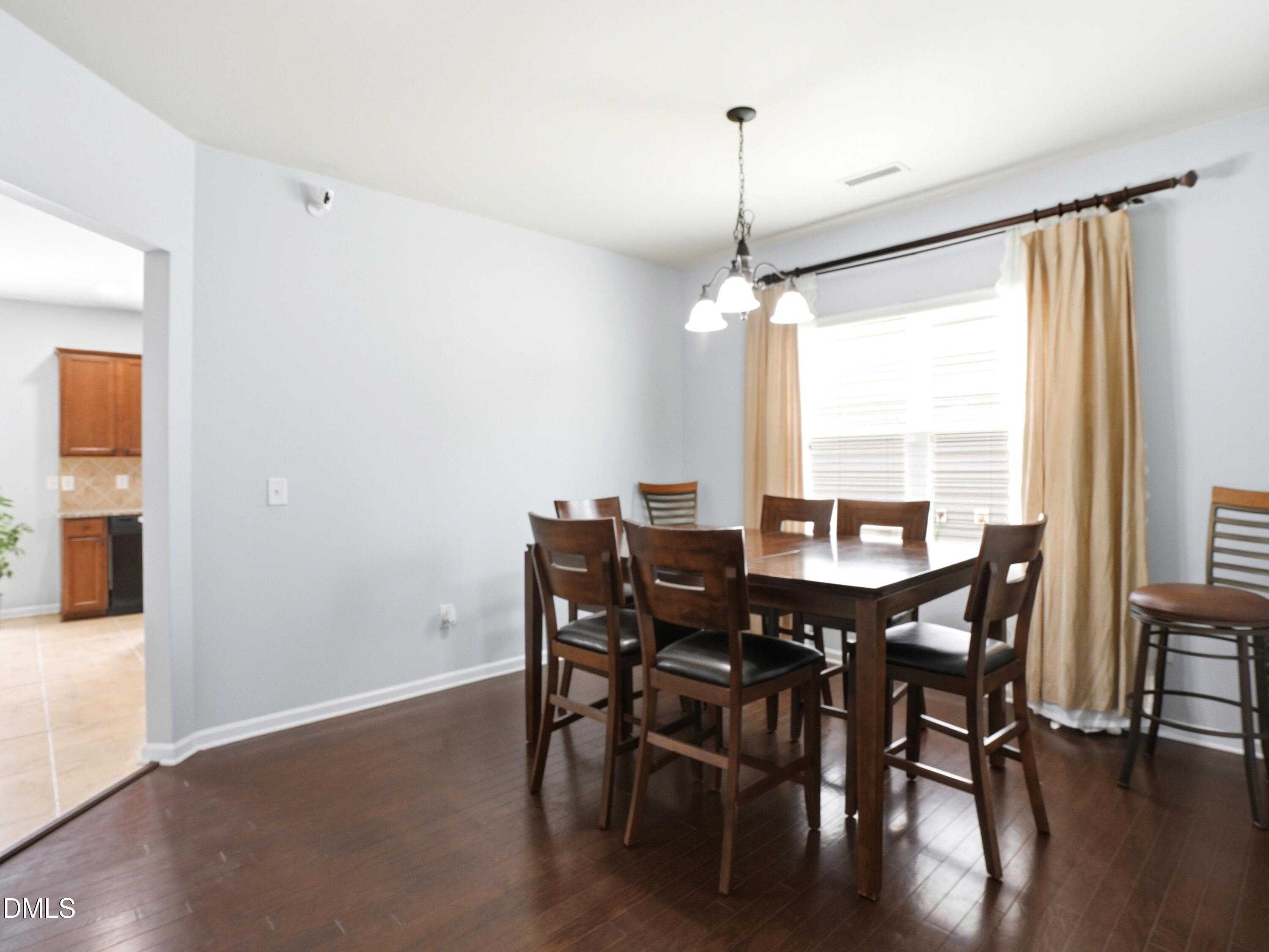 8128 Hovingham Way Property Photo 9