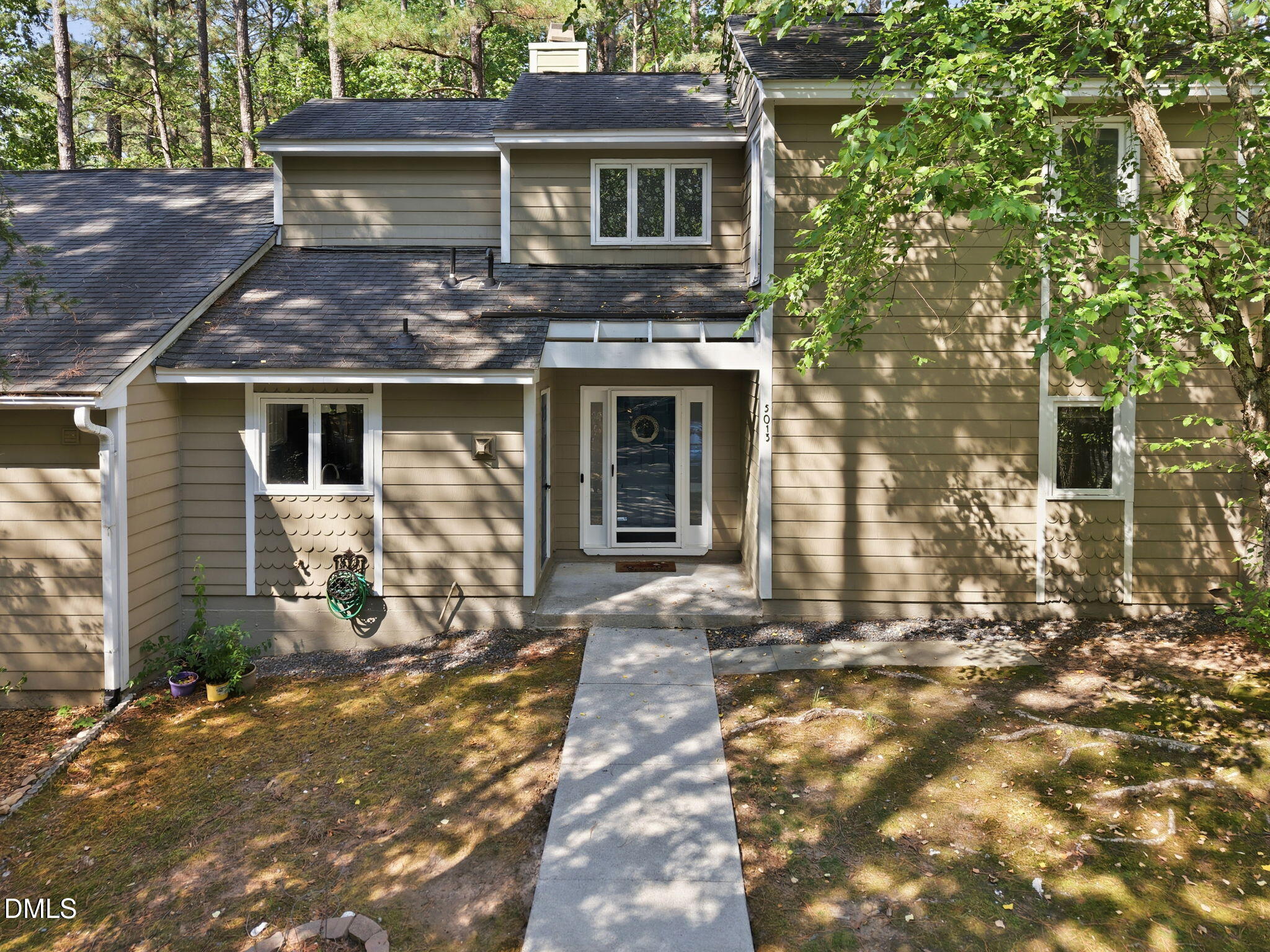 5013 Pine Cone Drive Property Photo 2
