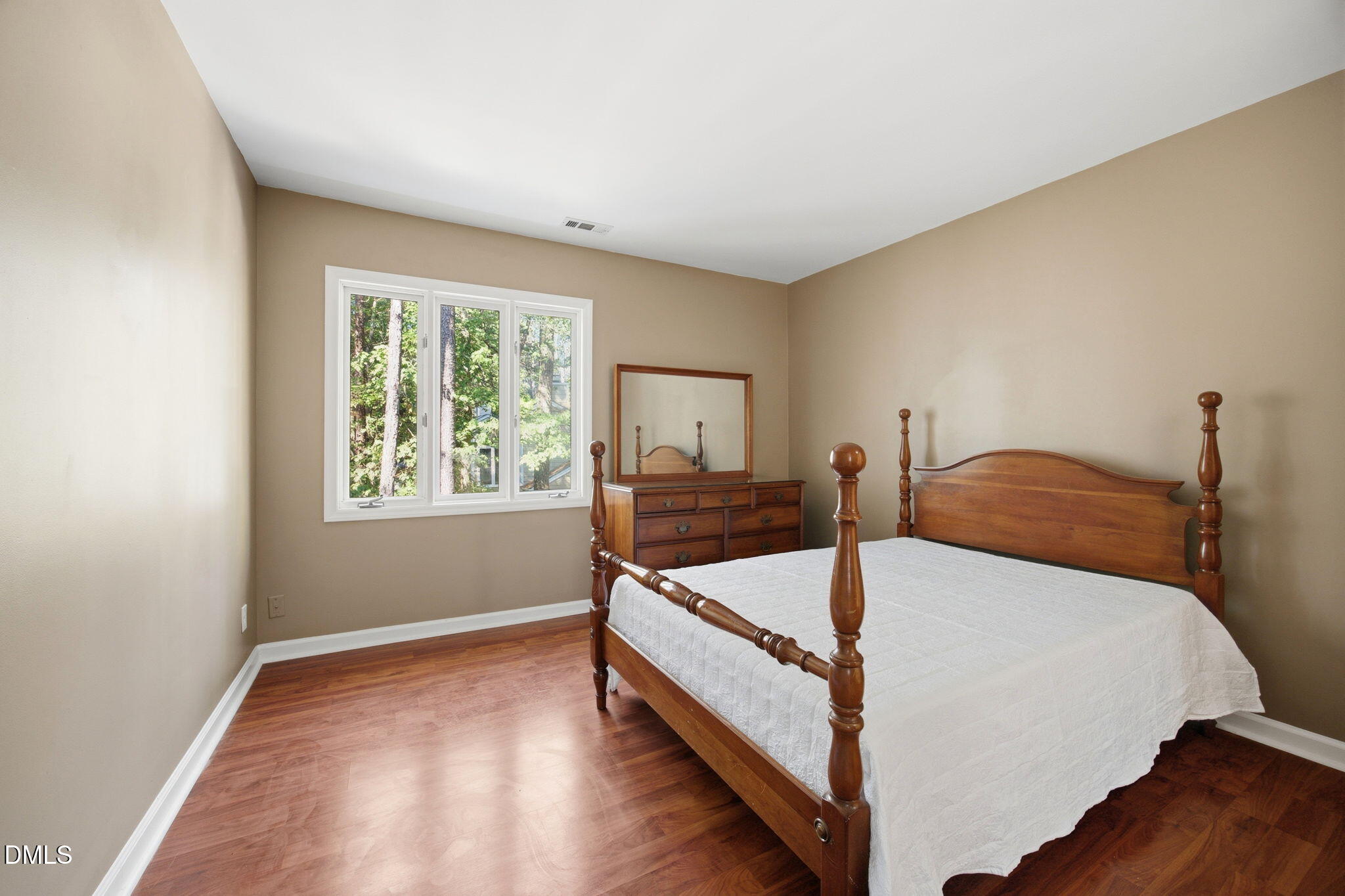 5013 Pine Cone Drive Property Photo 18