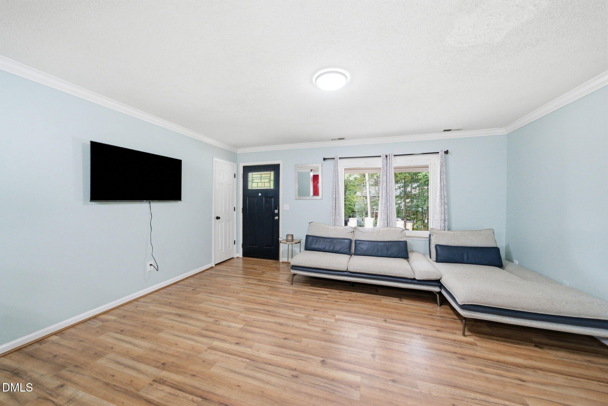 816 N Wingate Street Property Photo 33