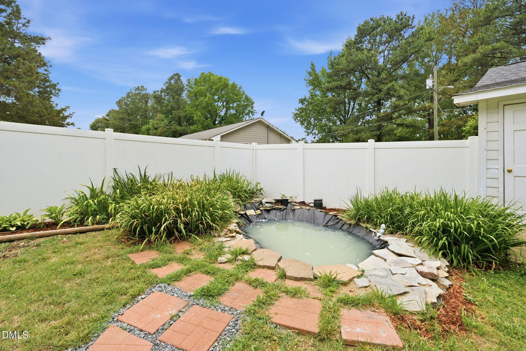 816 N Wingate Street Property Photo 42