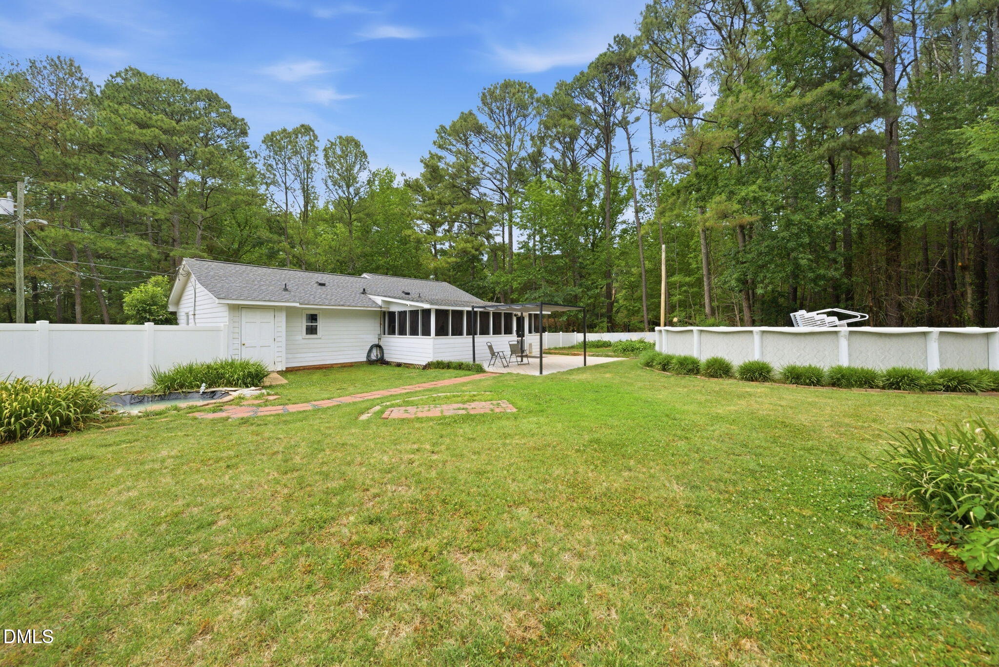 816 N Wingate Street Property Photo 43