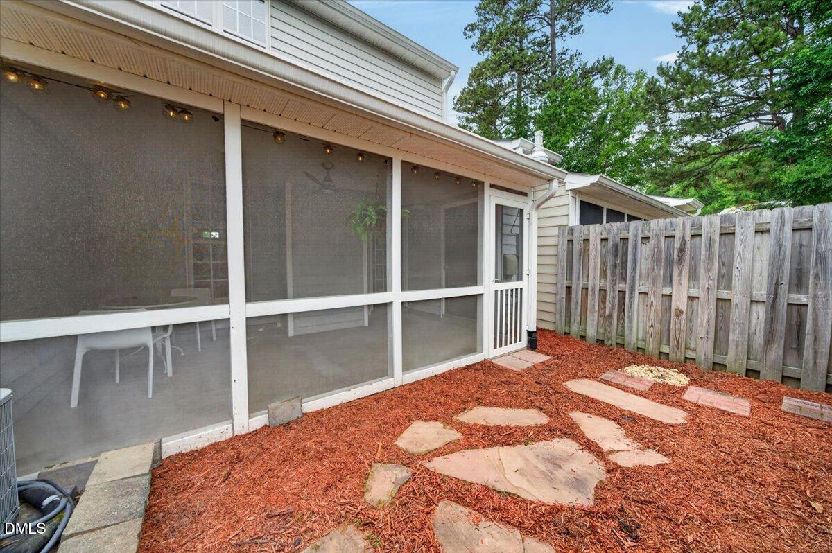 8708 Belford Valley Lane Property Photo 14