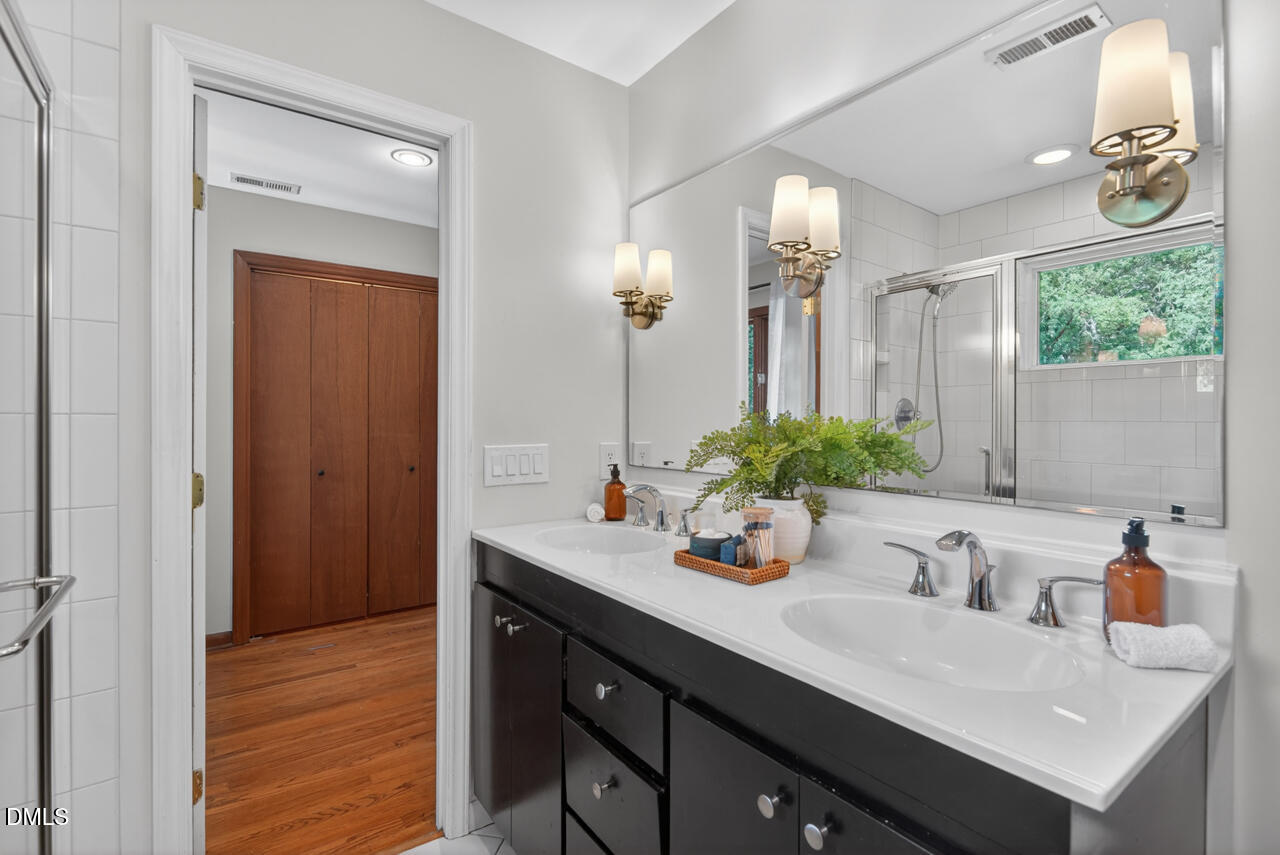 4600 Timberly Drive Property Photo 18