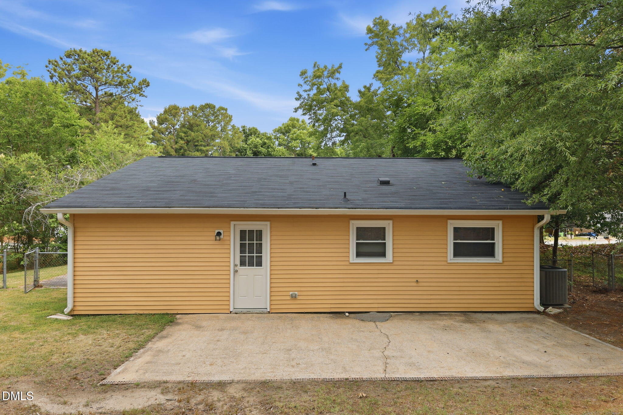 1200 Hazelnut Drive Property Photo 27