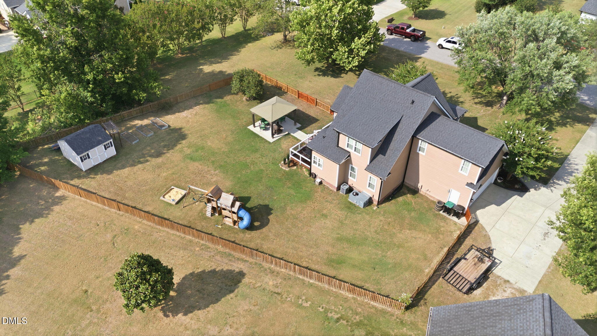 101 Caledonia Lane Property Photo 8