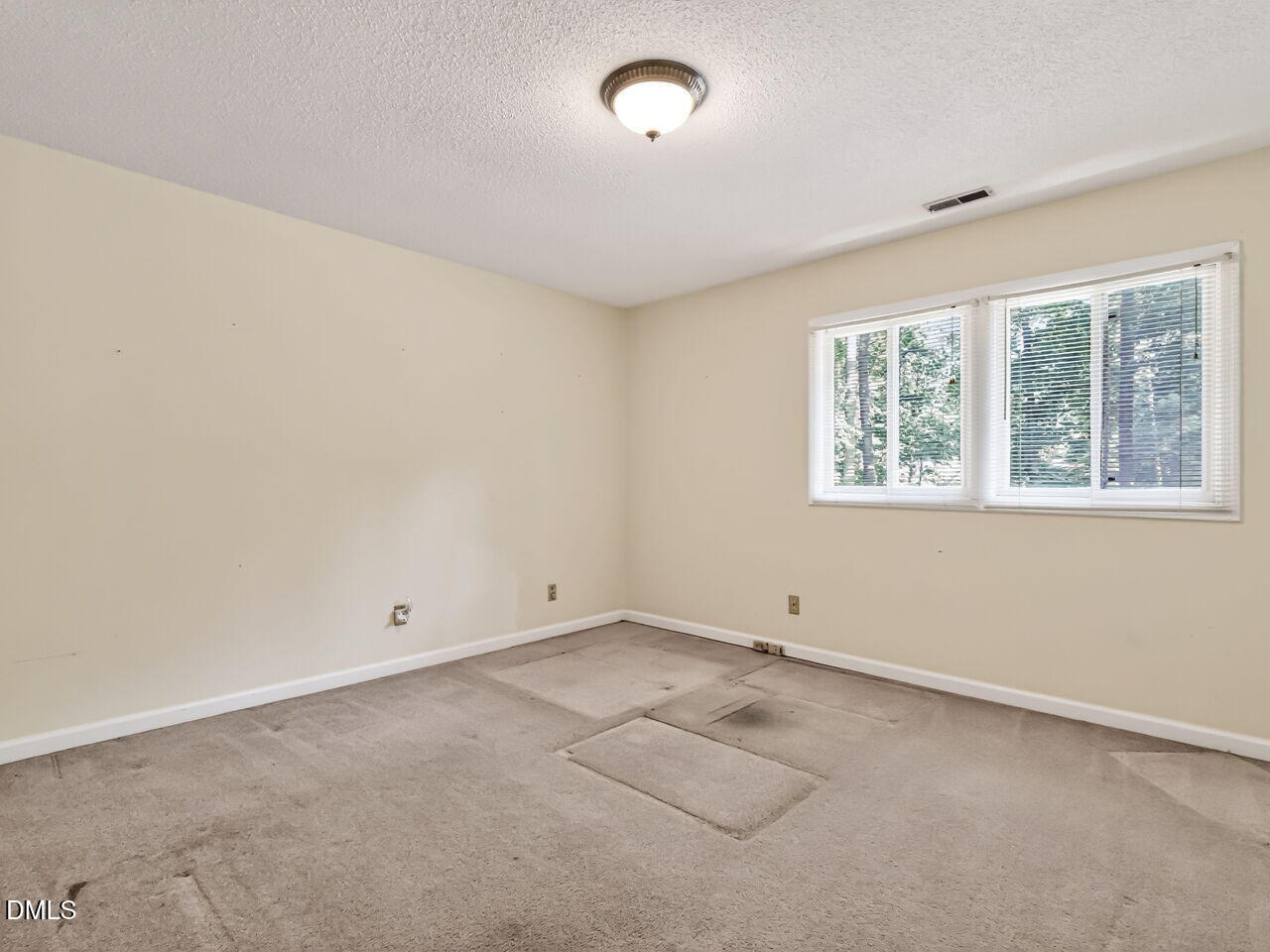 218 Kelso Court Property Photo 27