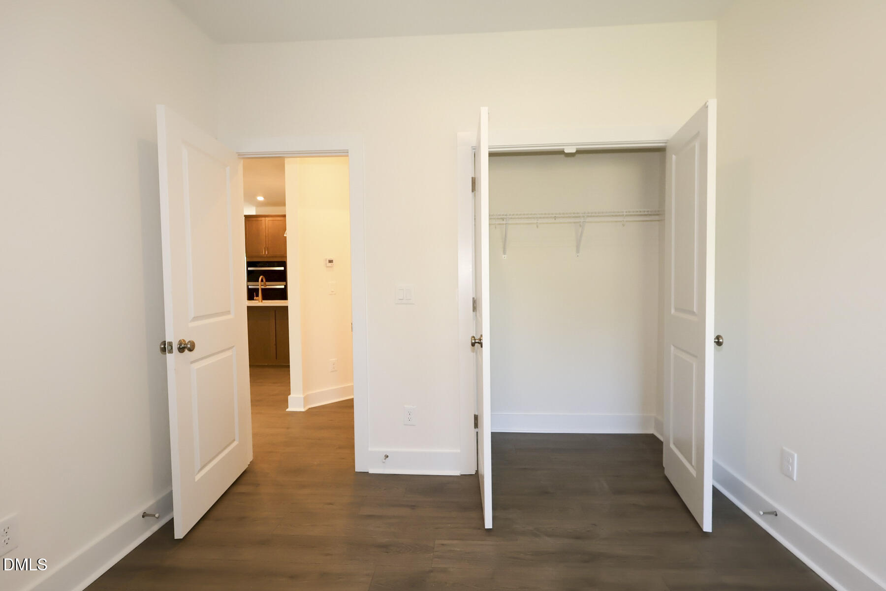 2910 Walden Road Property Photo 5