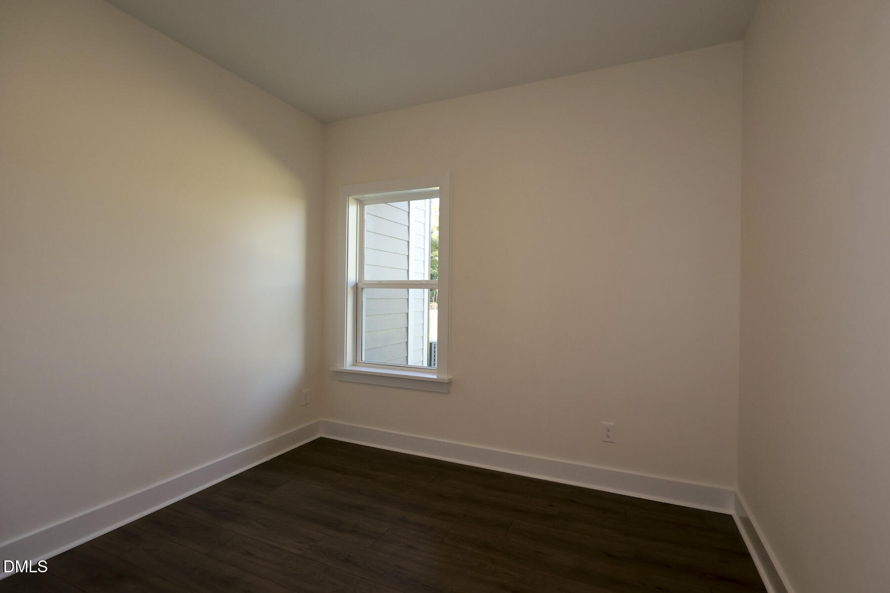 2910 Walden Road Property Photo 6