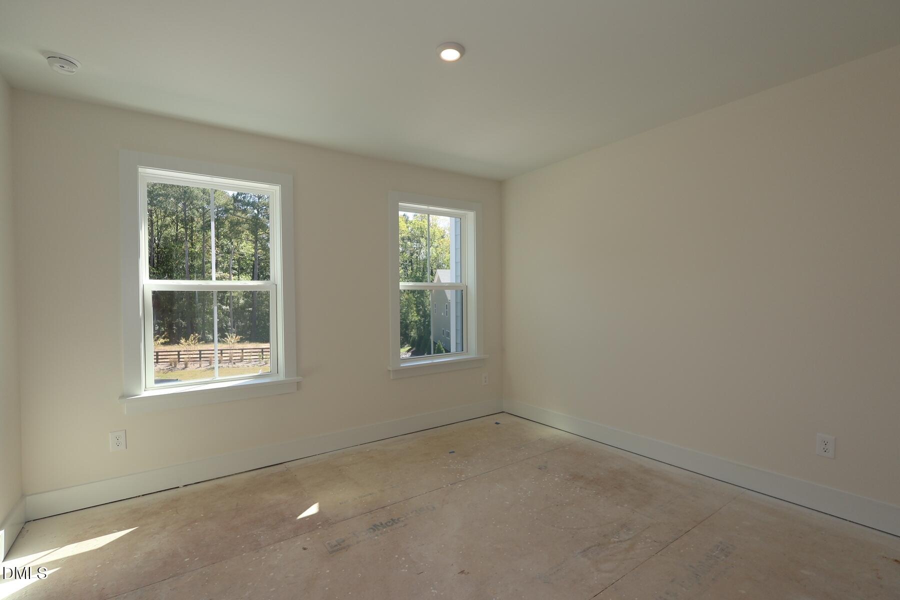 2910 Walden Road Property Photo 16