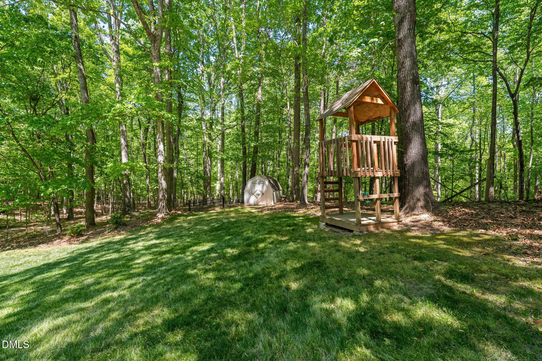 5016 Elkwood Court Property Photo 8
