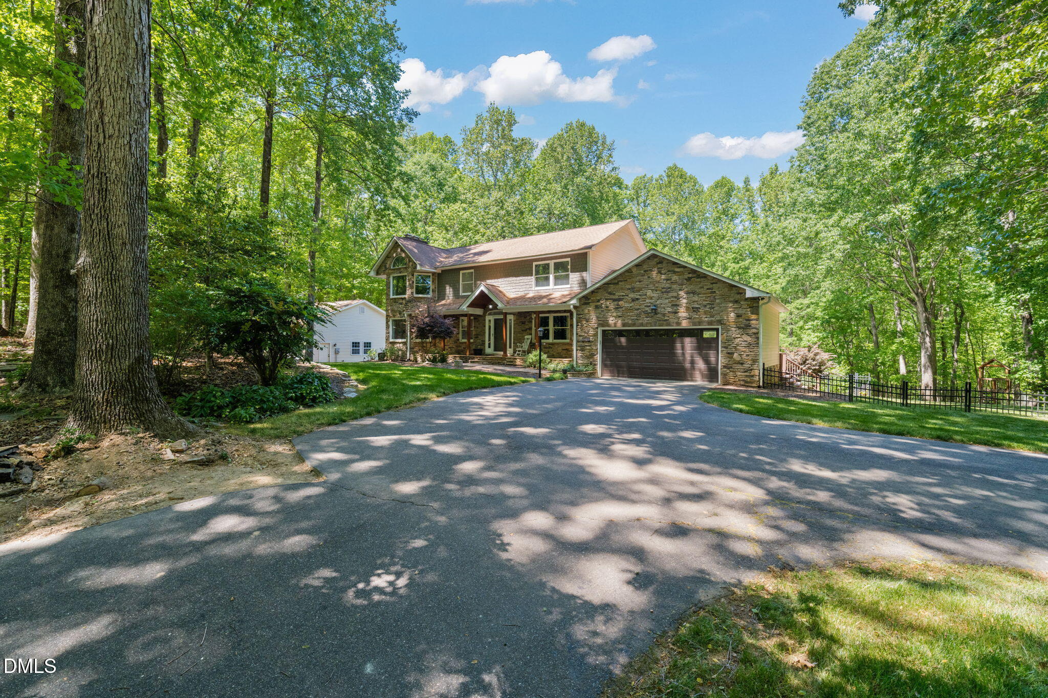 5016 Elkwood Court Property Photo 10