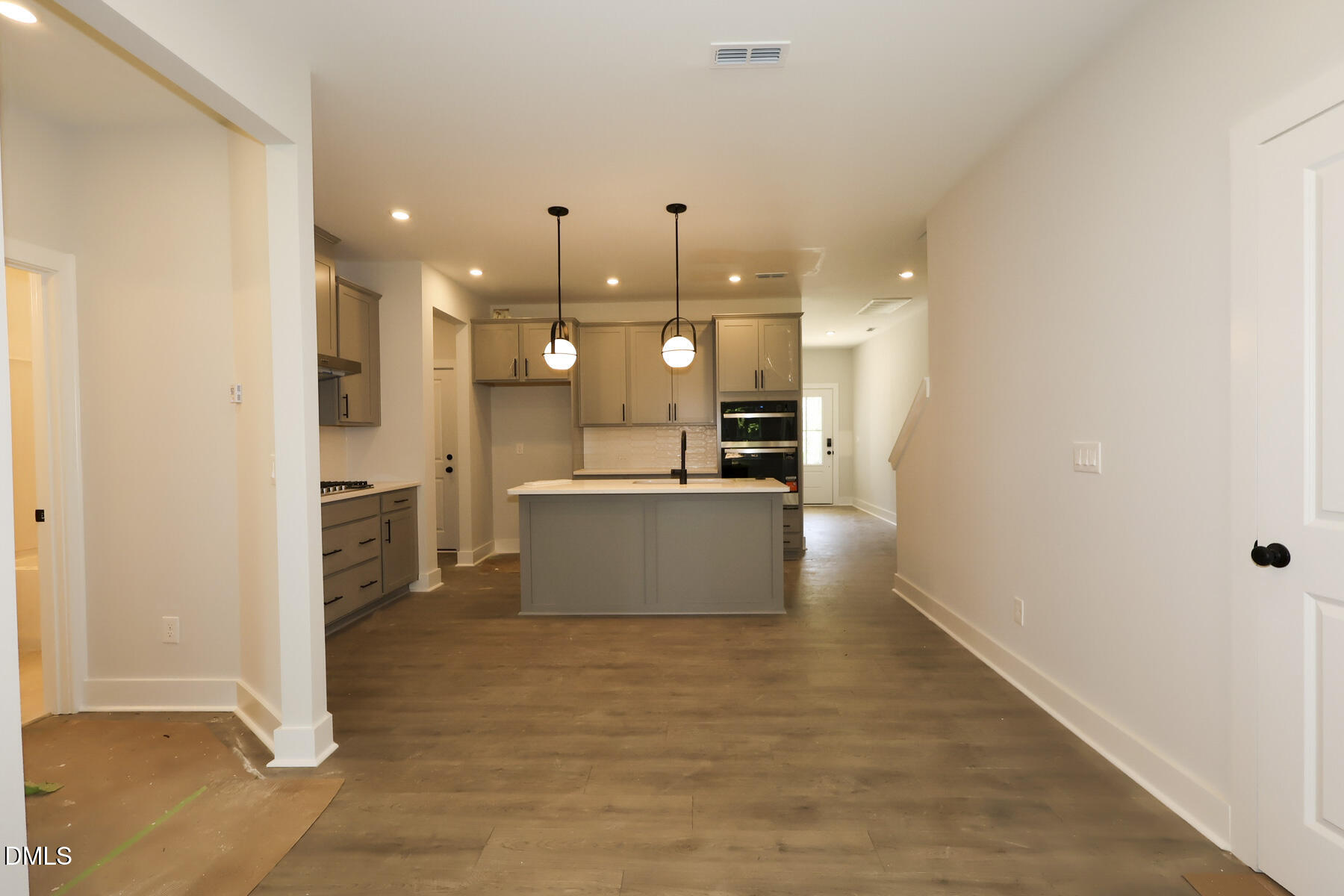 2914 Walden Road Property Photo 3
