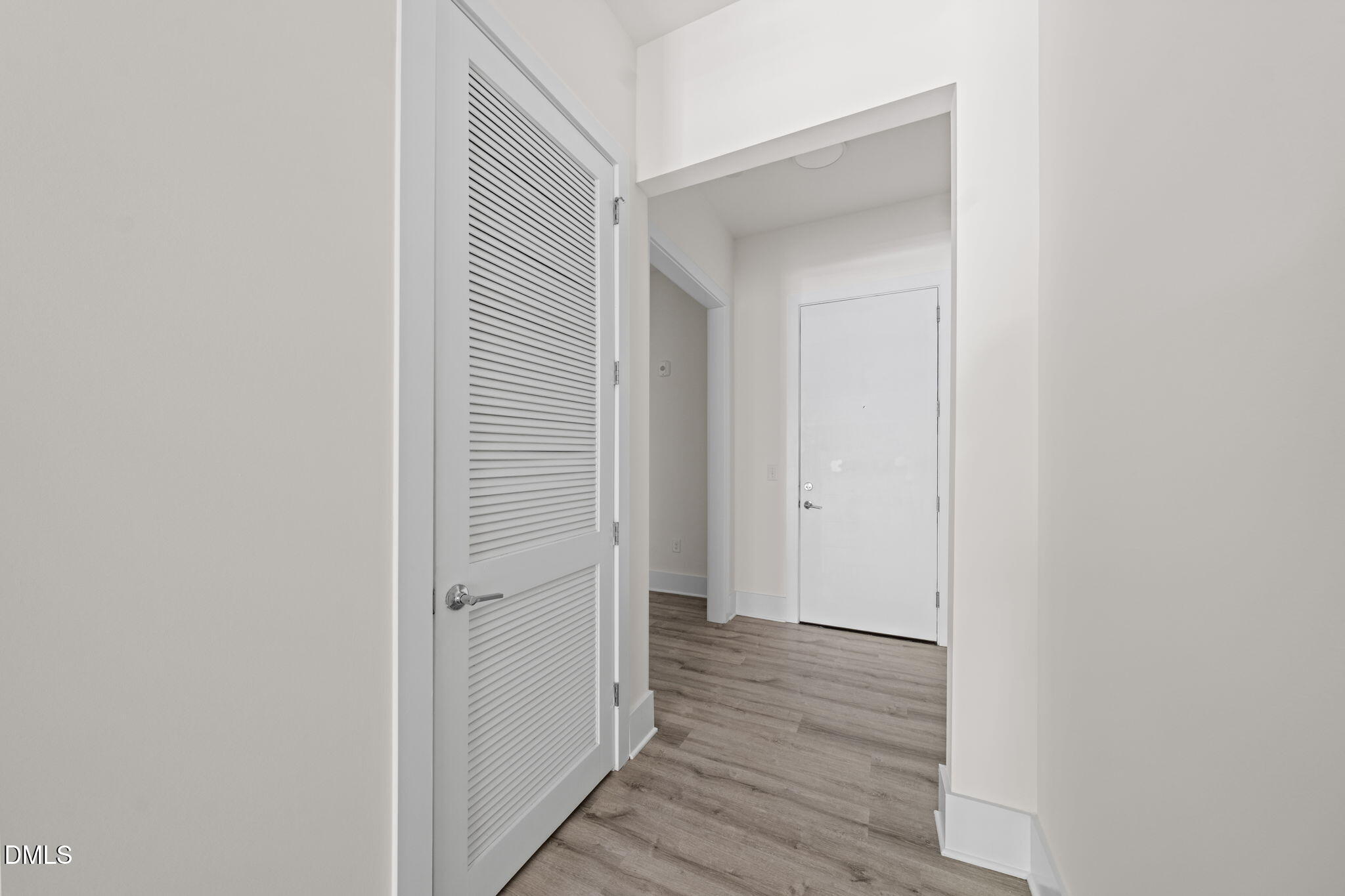 2441 Campus Shore Drive 109 Property Photo 7