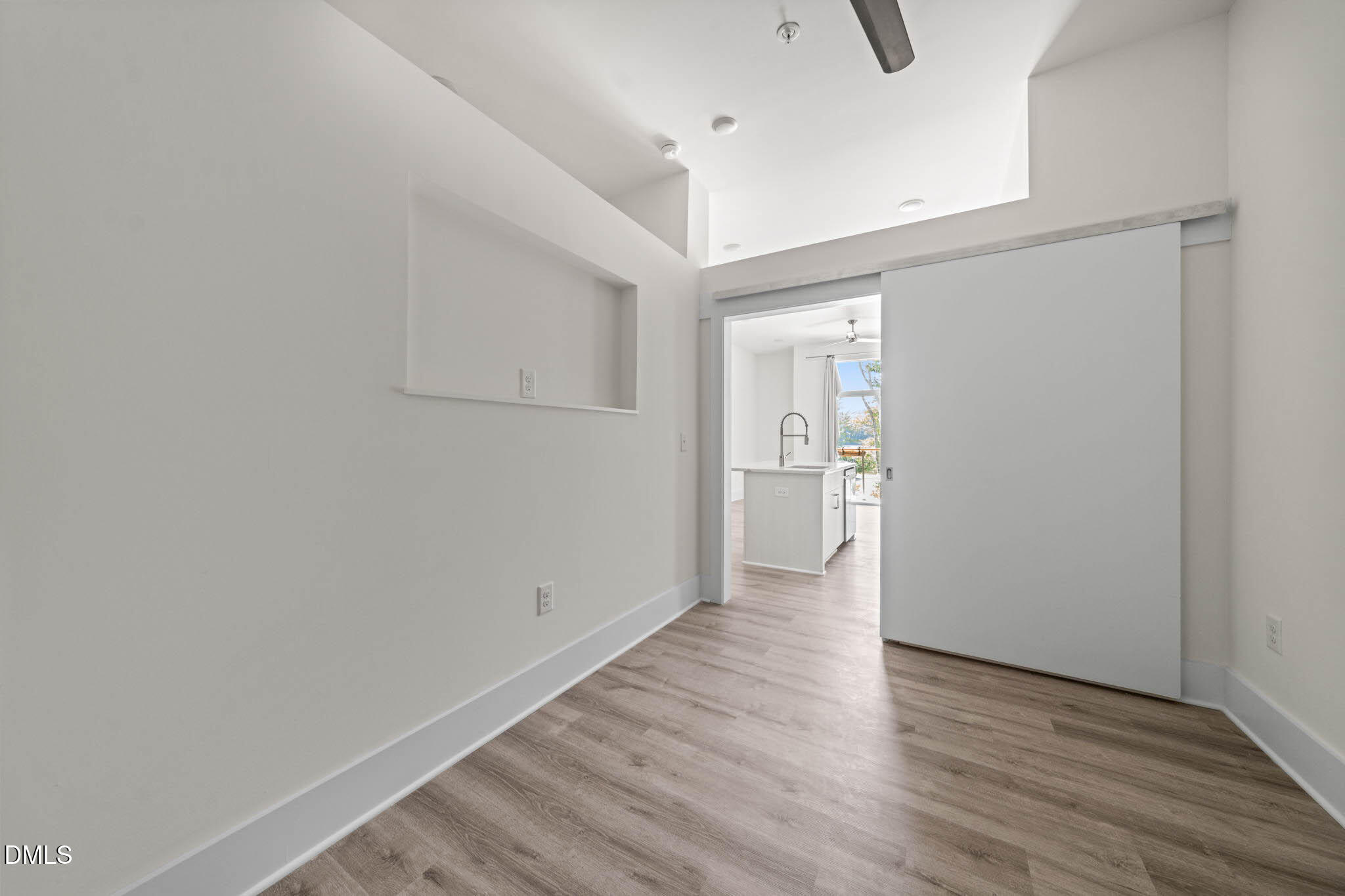 2441 Campus Shore Drive 109 Property Photo 19