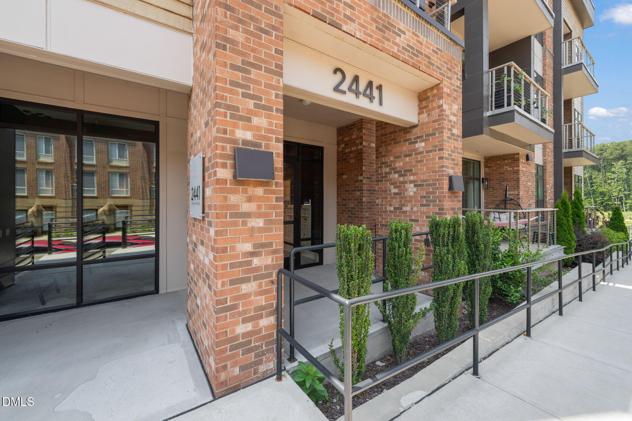 2441 Campus Shore Drive 109 Property Photo 34