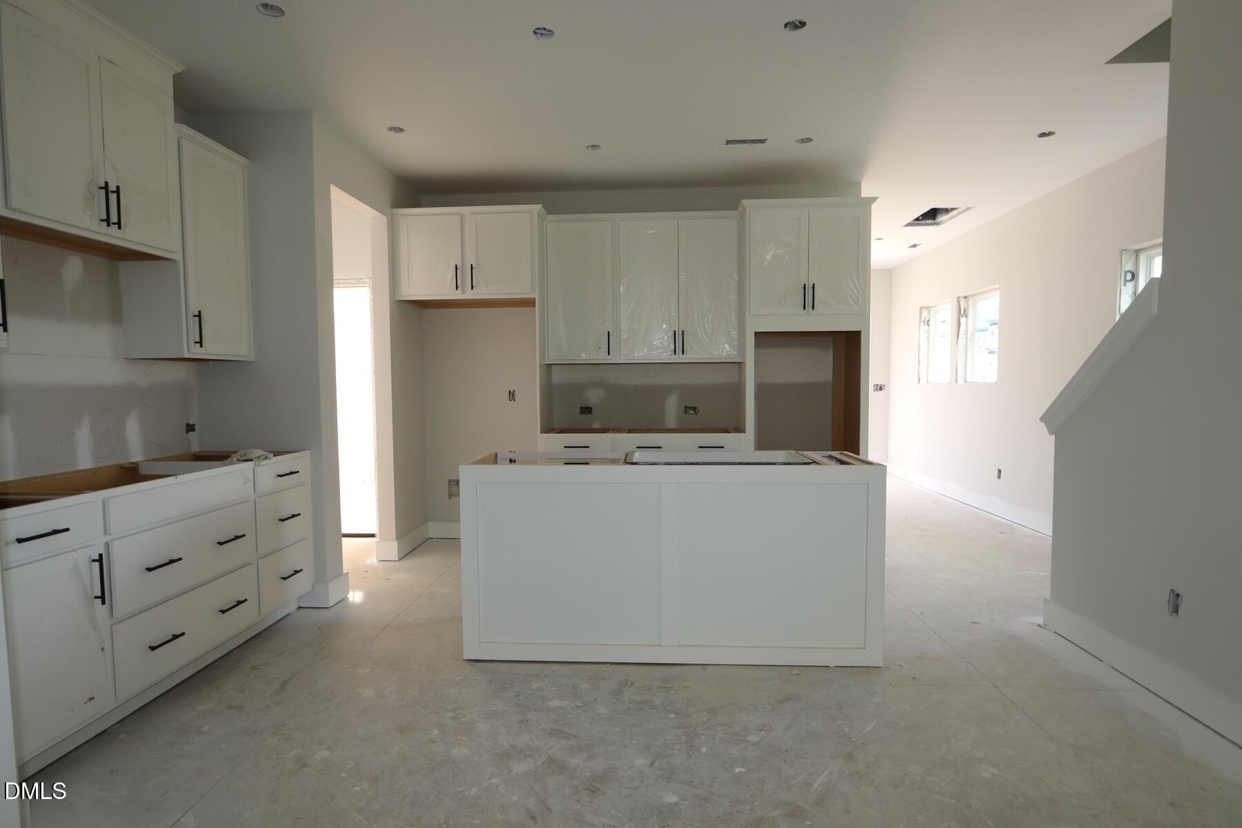 2917 Walden Road Property Photo 2