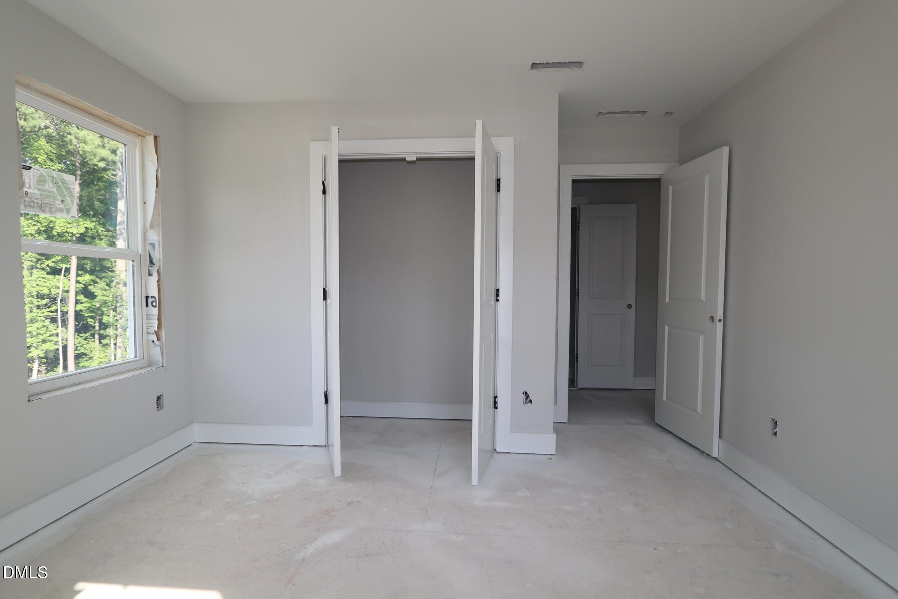 2917 Walden Road Property Photo 4