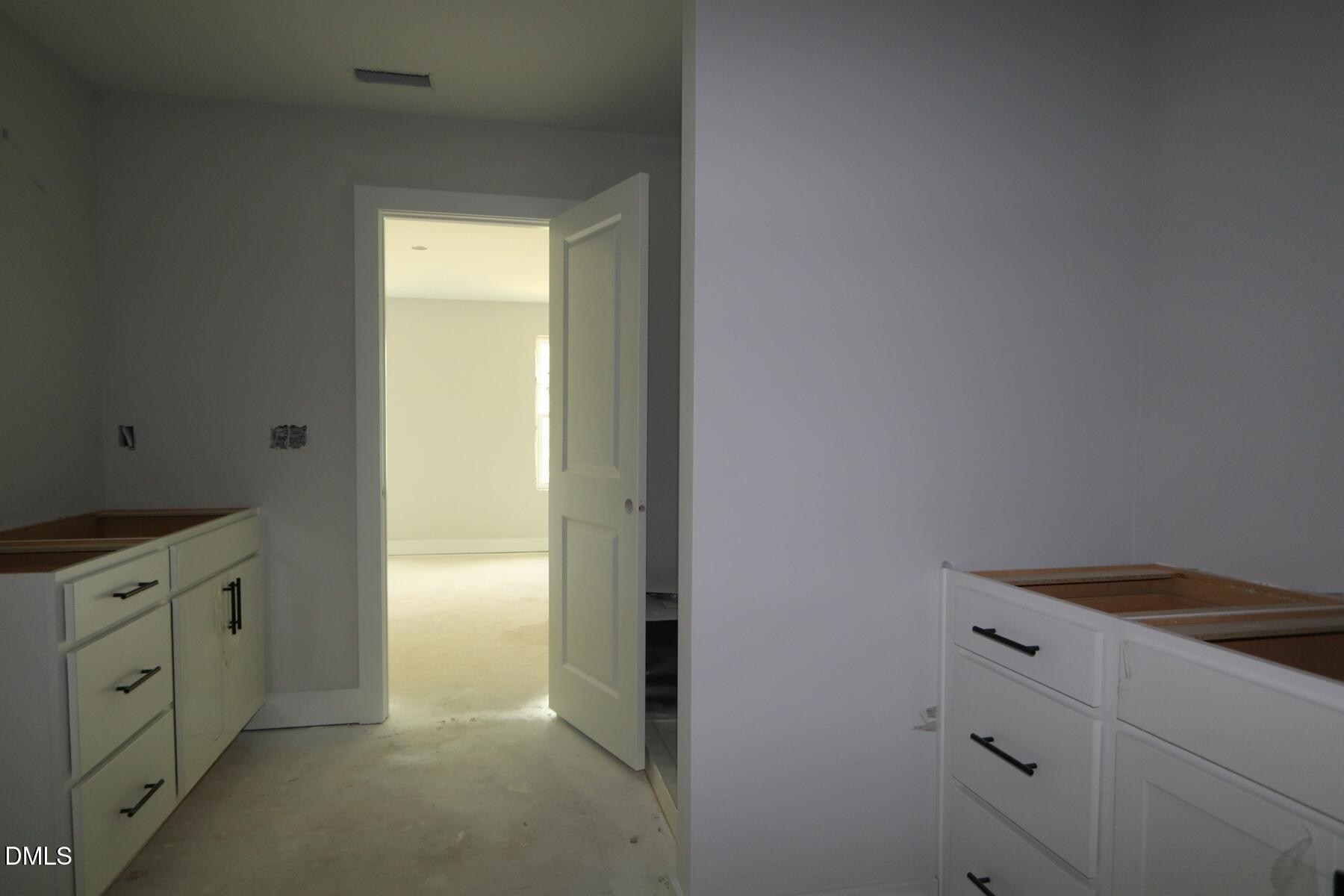 2917 Walden Road Property Photo 12