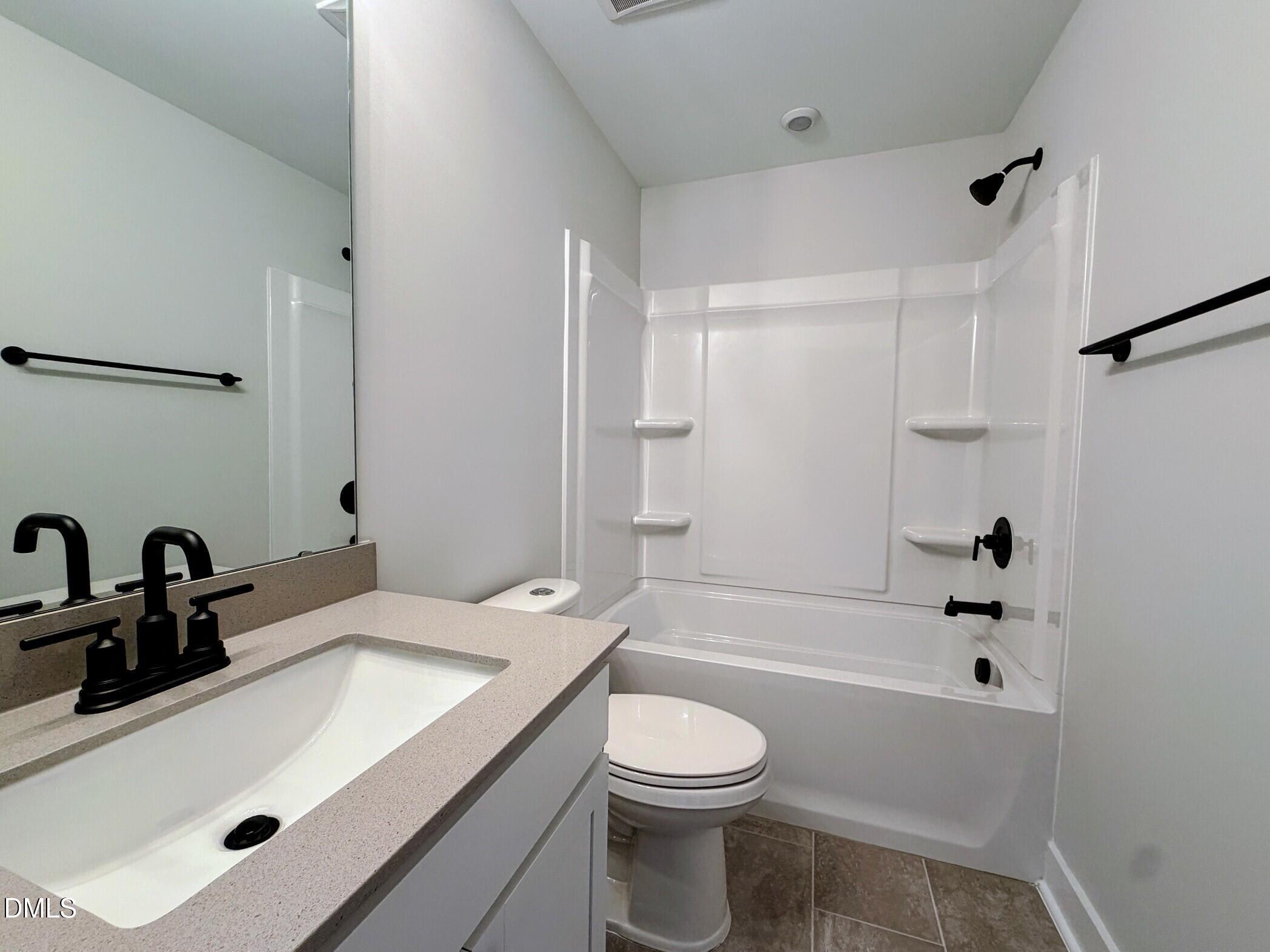 2917 Walden Road Property Photo 13