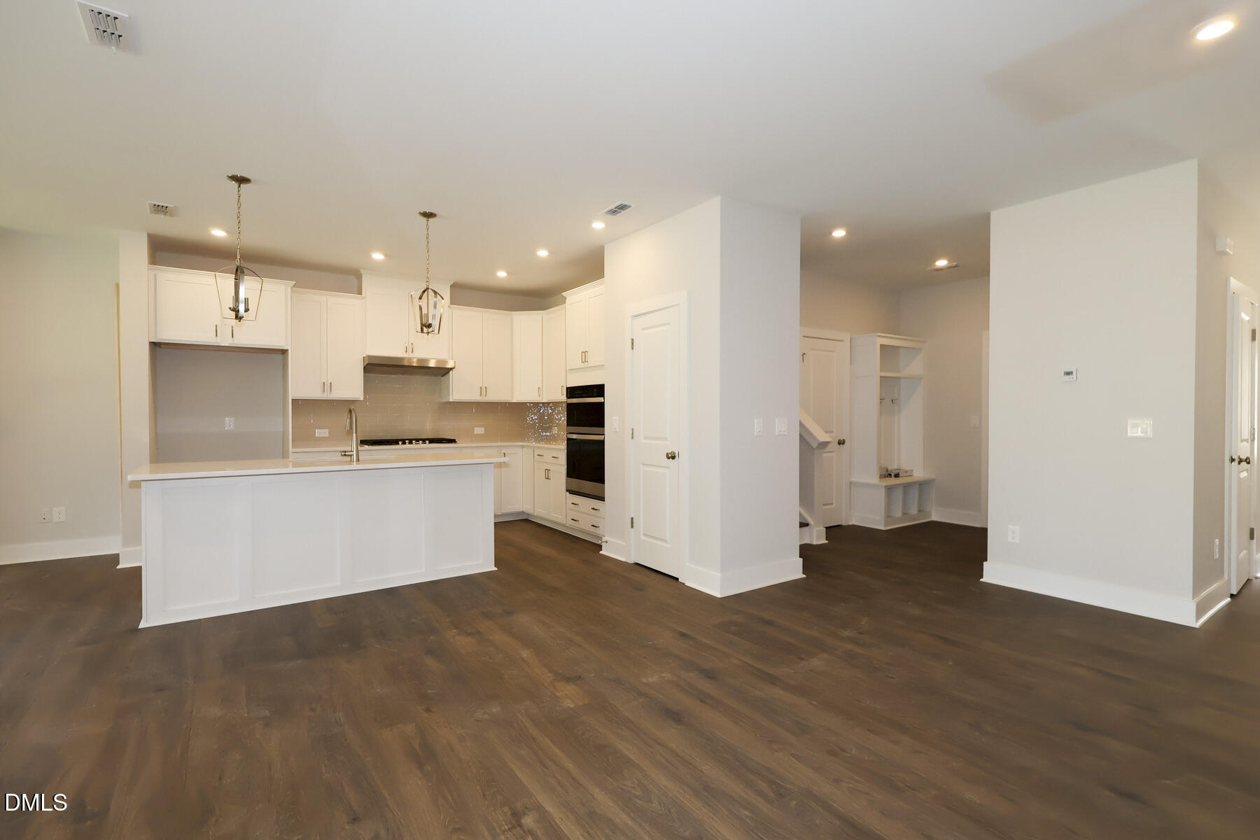 2912 Walden Road Property Photo 2