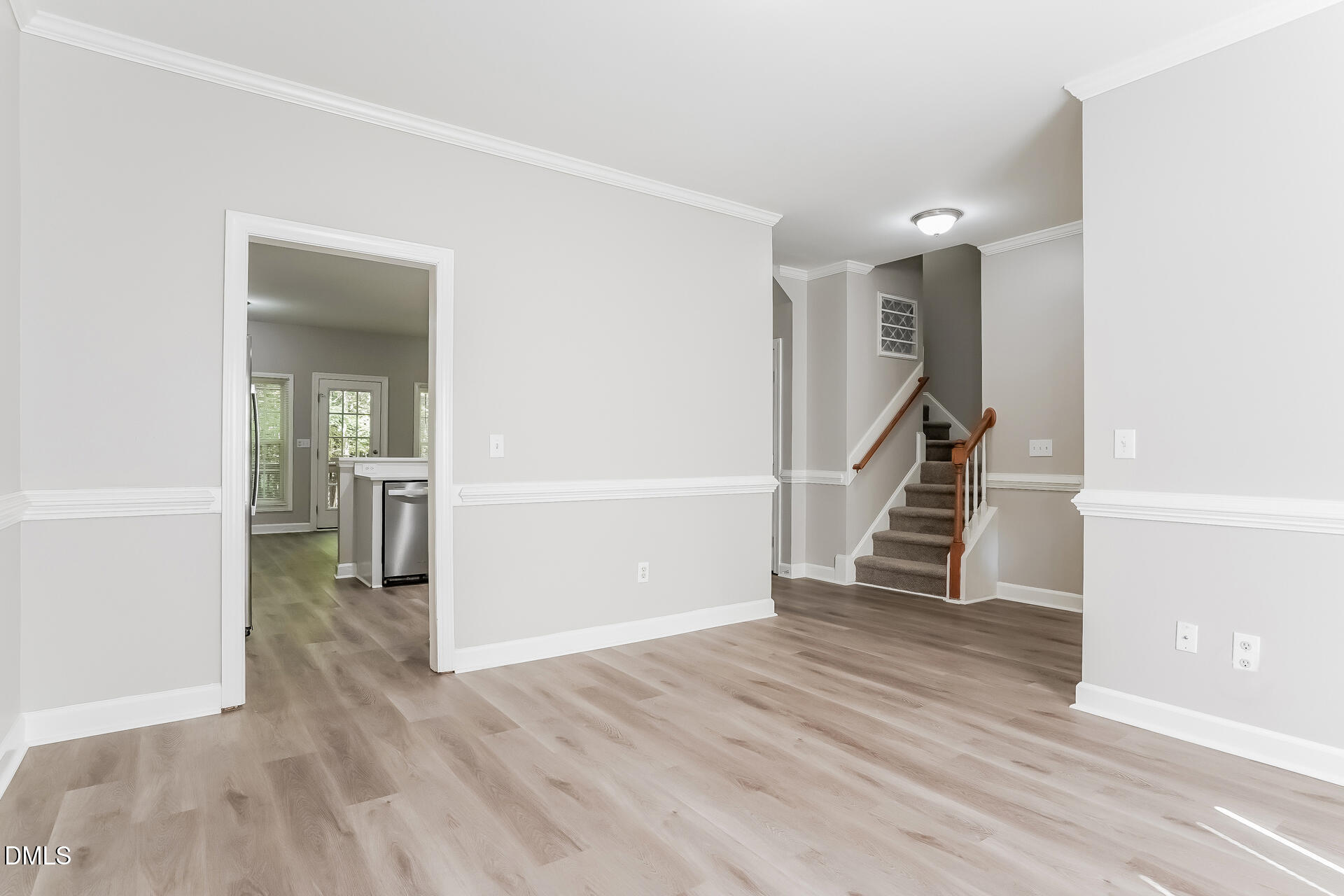 1500 Exeton Court Property Photo 5