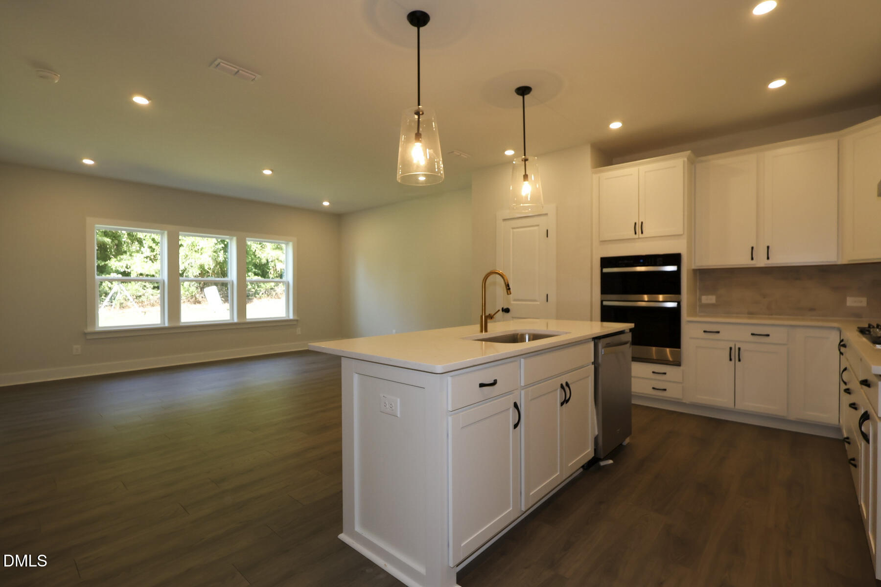 2916 Walden Road Property Photo 5