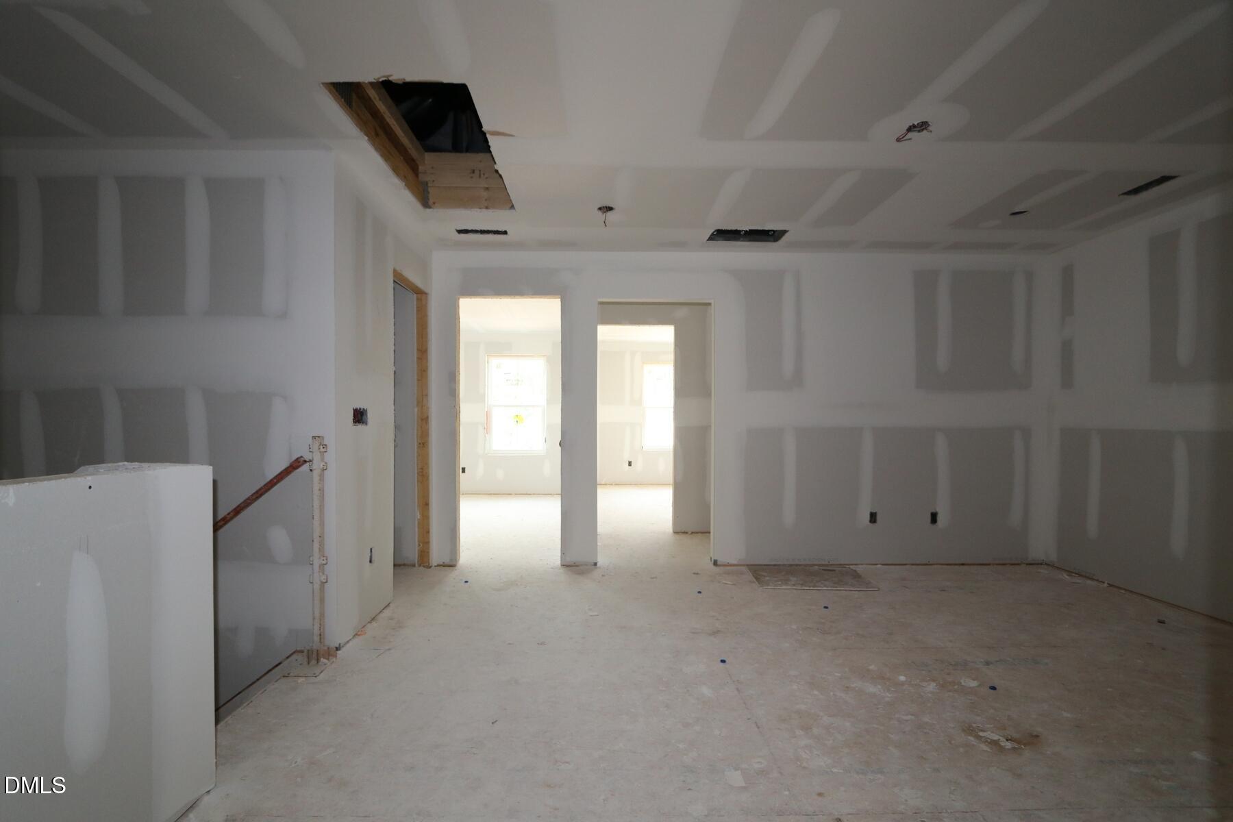 2916 Walden Road Property Photo 10