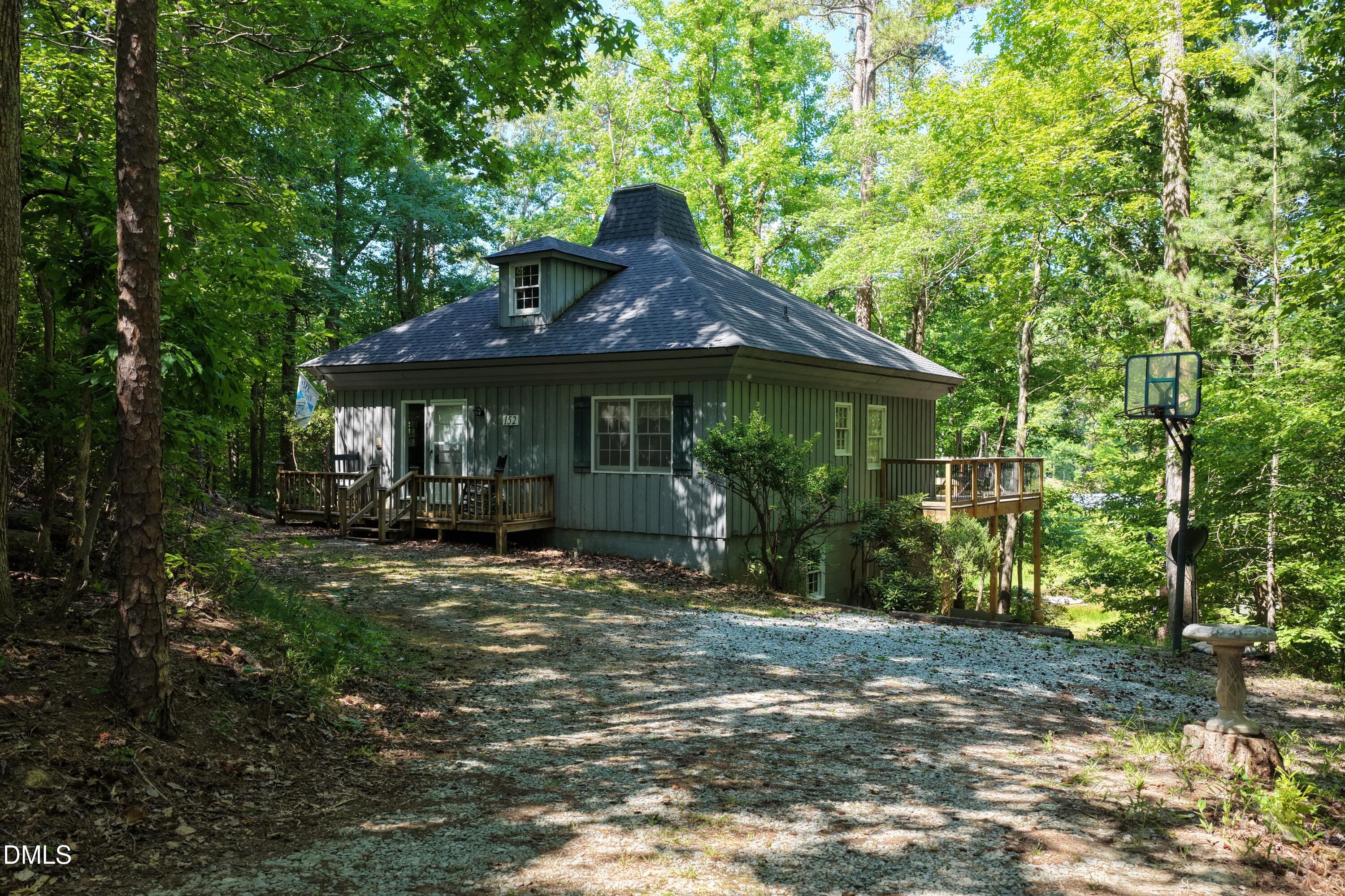 152 Duke Lane Property Photo 1
