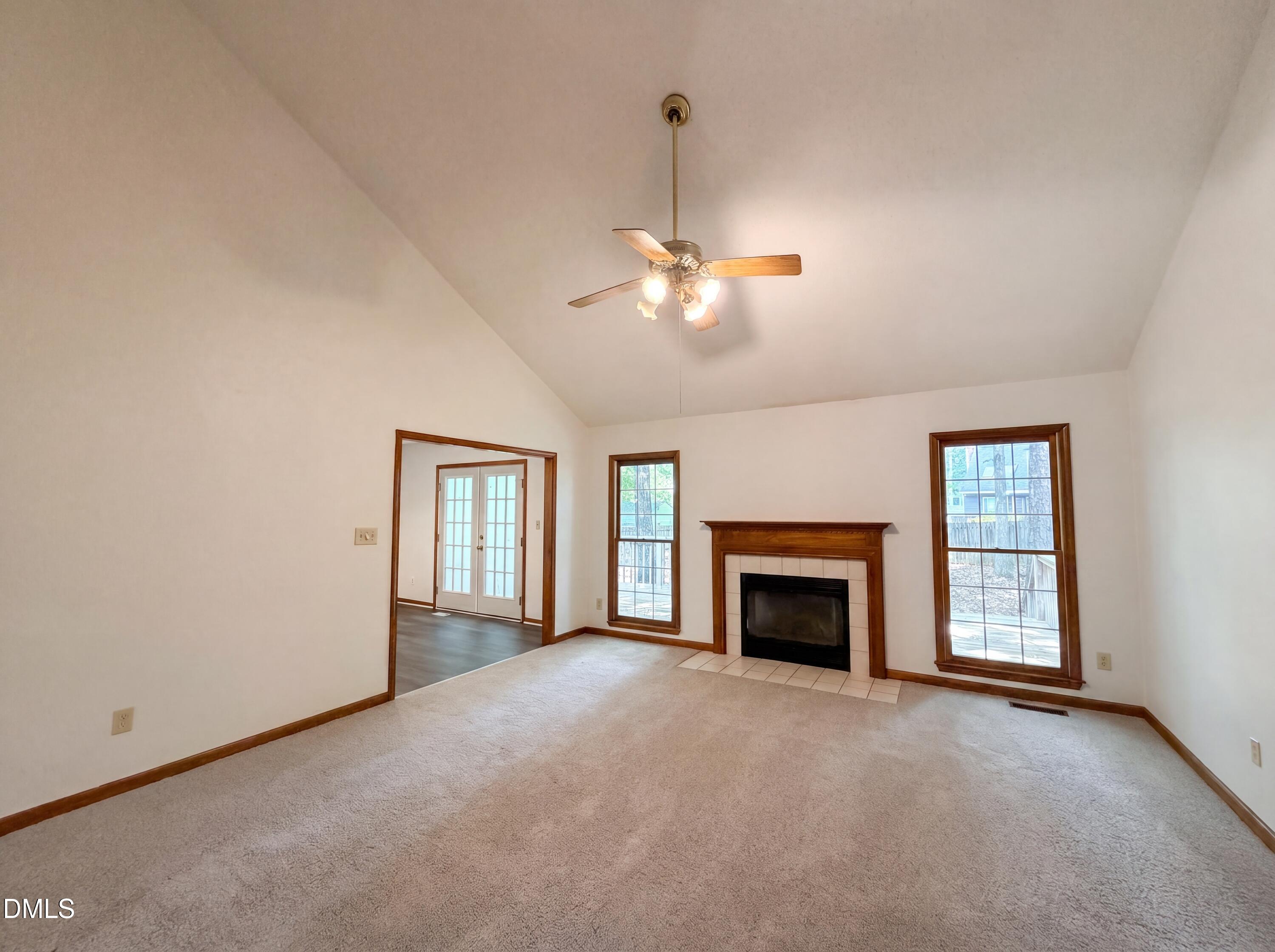 9425 Cartersville Court Property Photo 3